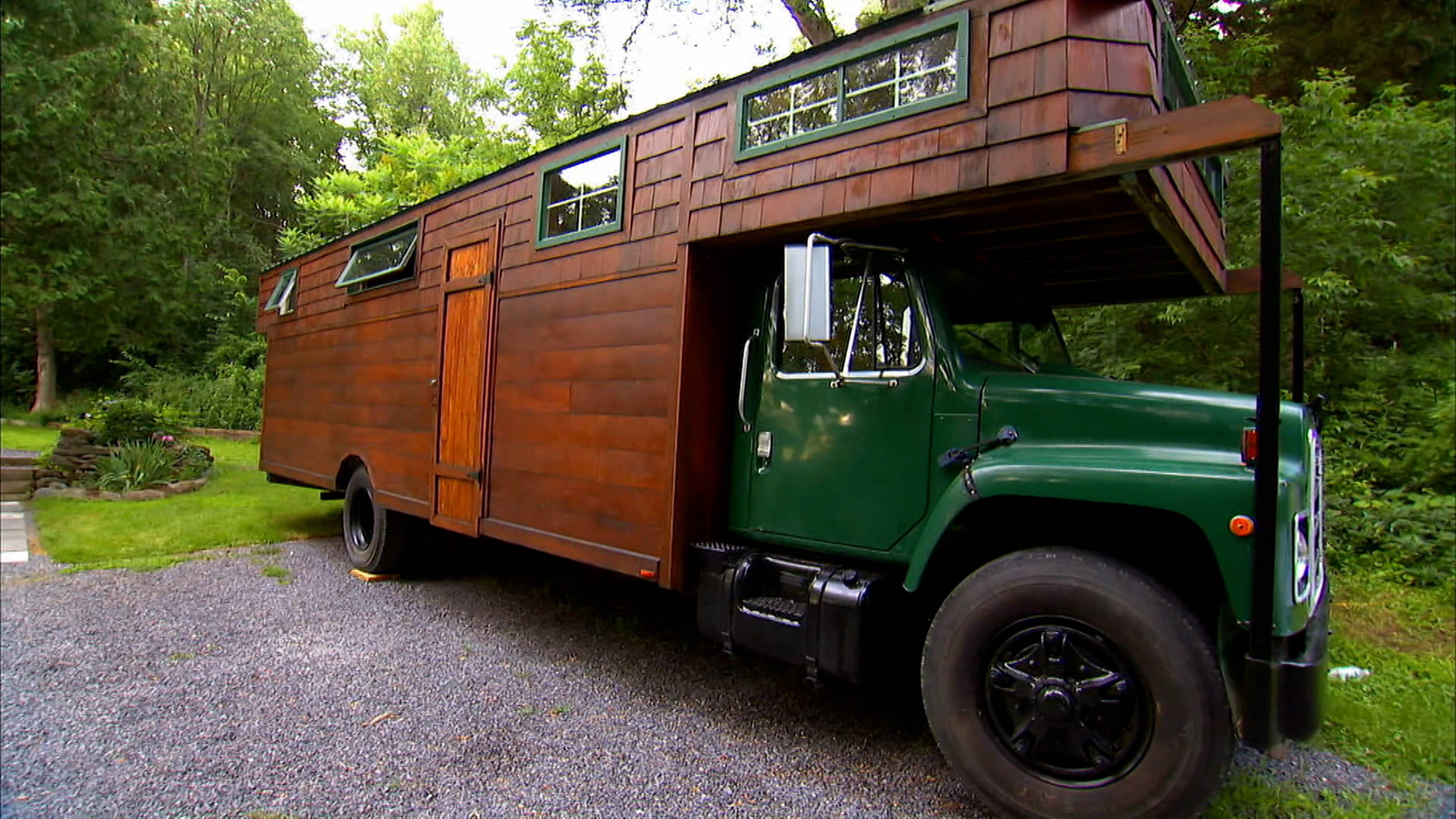 البيت الصغير الثاني هو الساحر