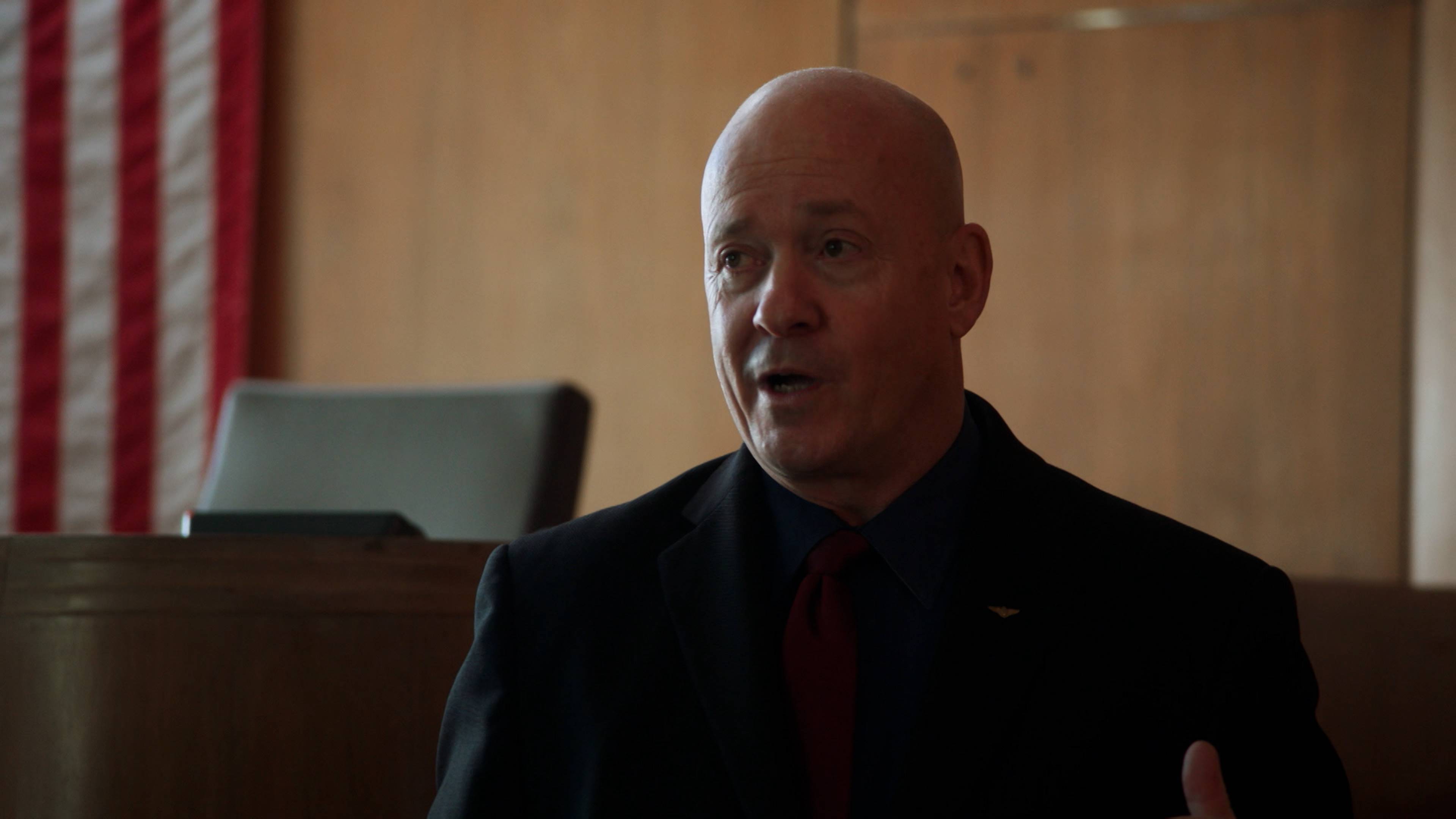 الدخان والمرايا