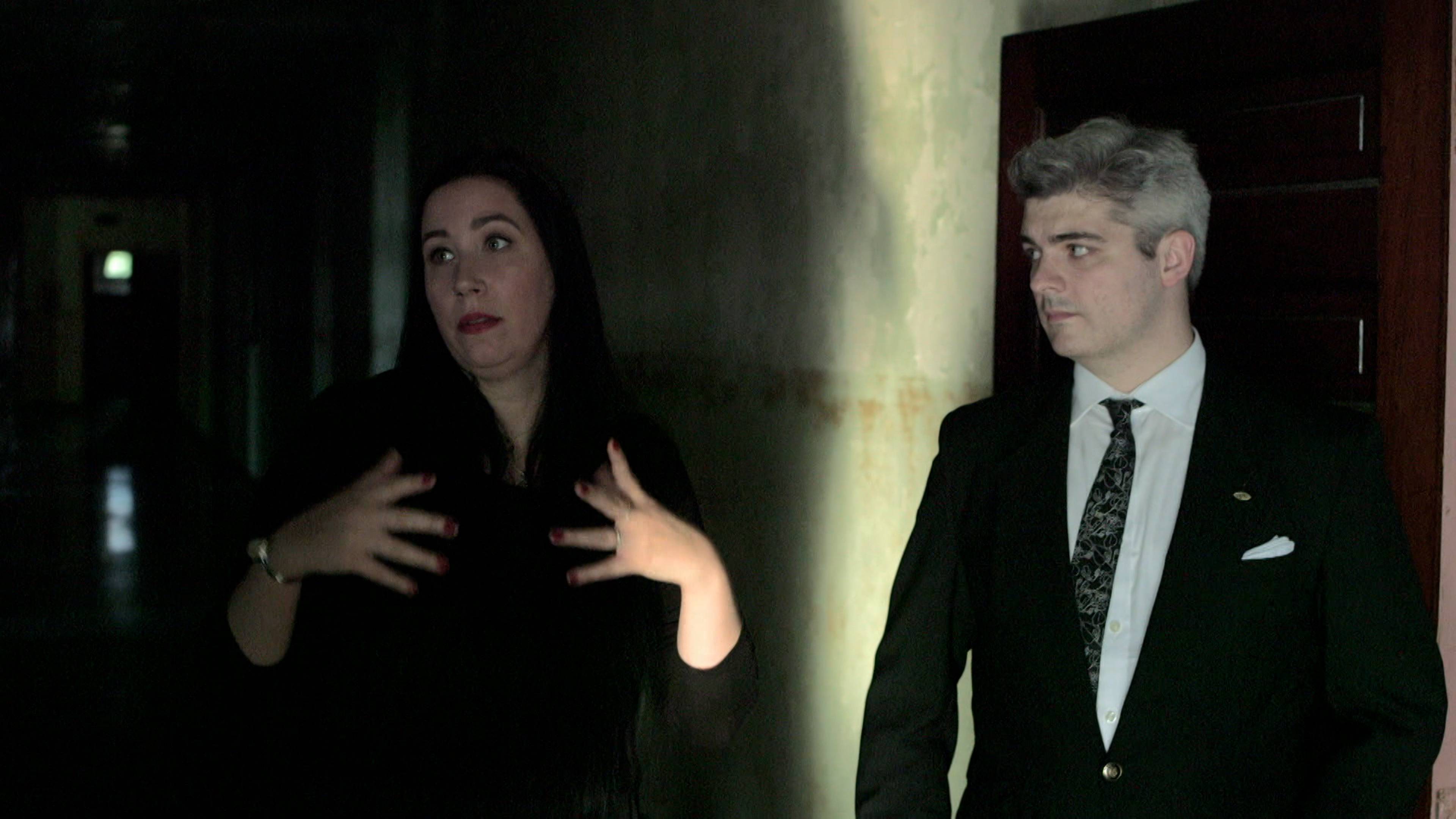 منقوش في الشر