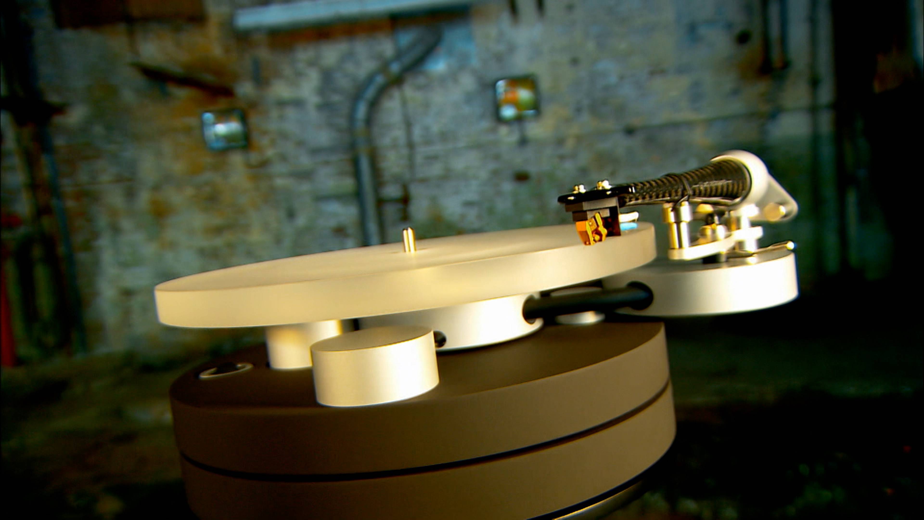 Turntables and Steam Engines