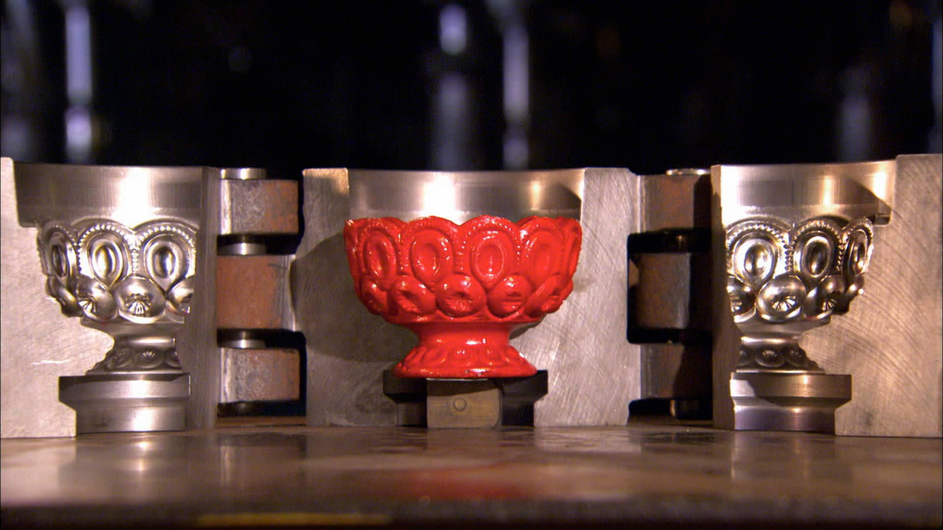 Powder Horns and Glass Molds