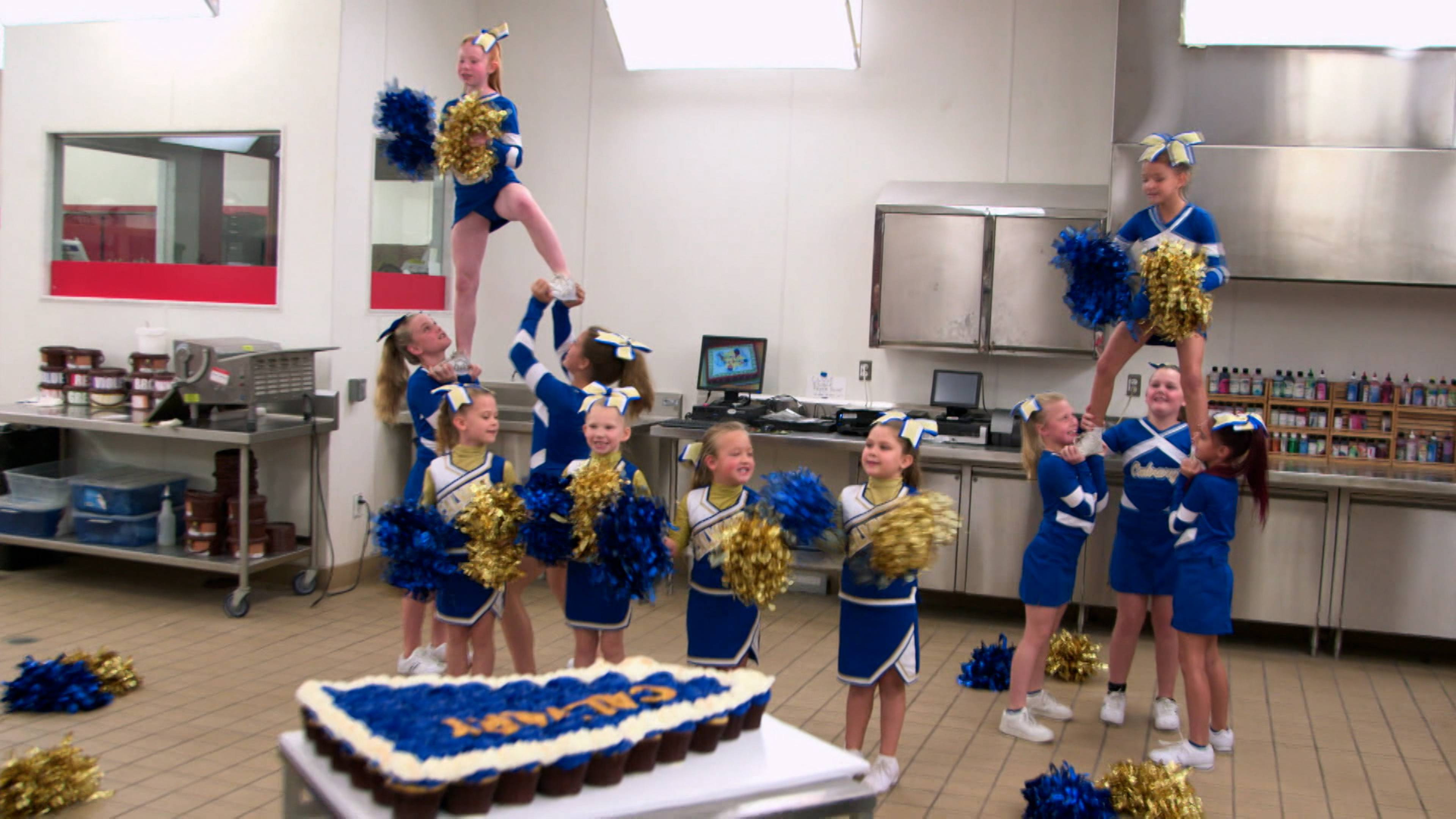 التنصت والهتافات الكبيرة