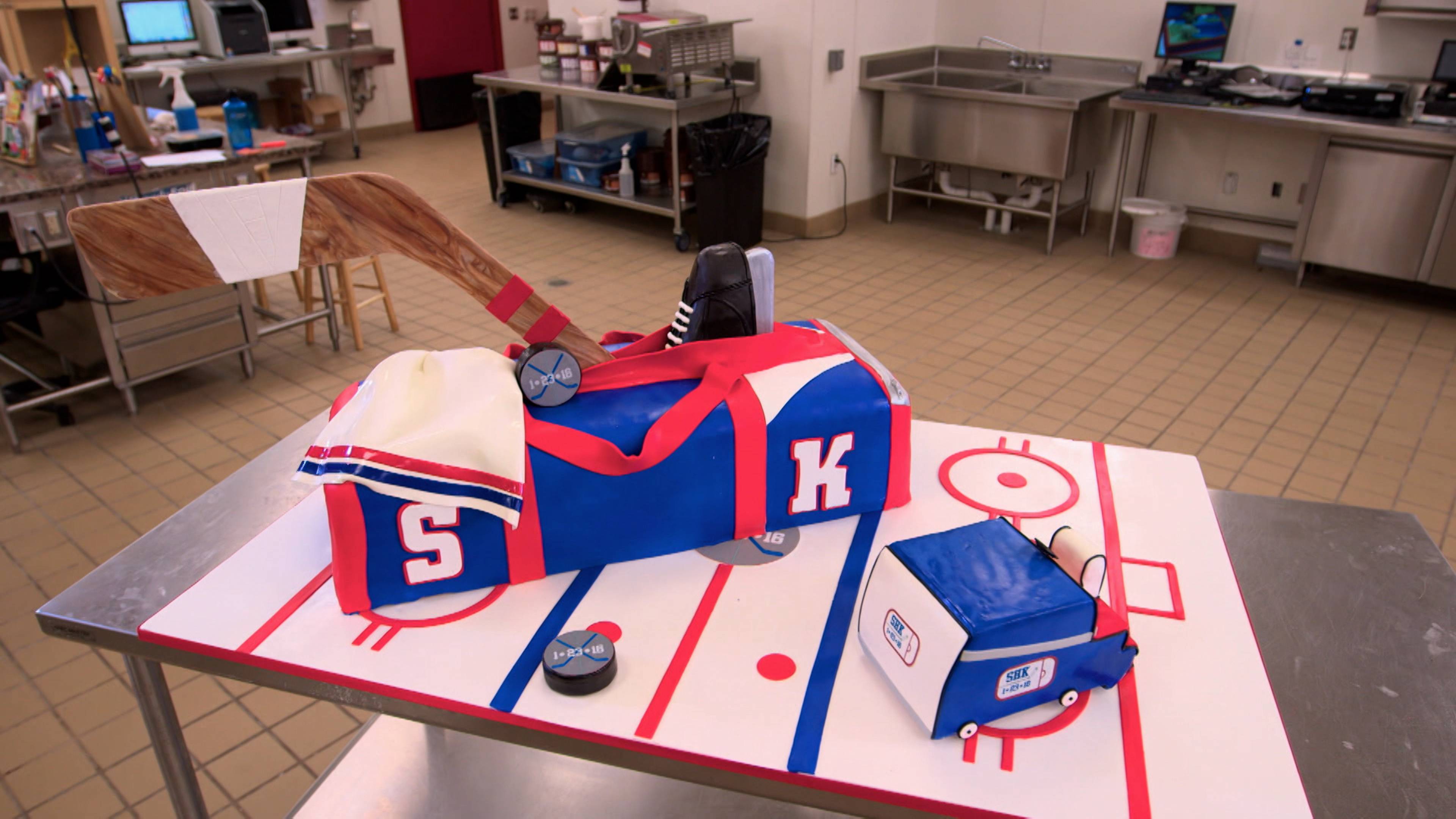 الركلات العالية وعصي الهوكي