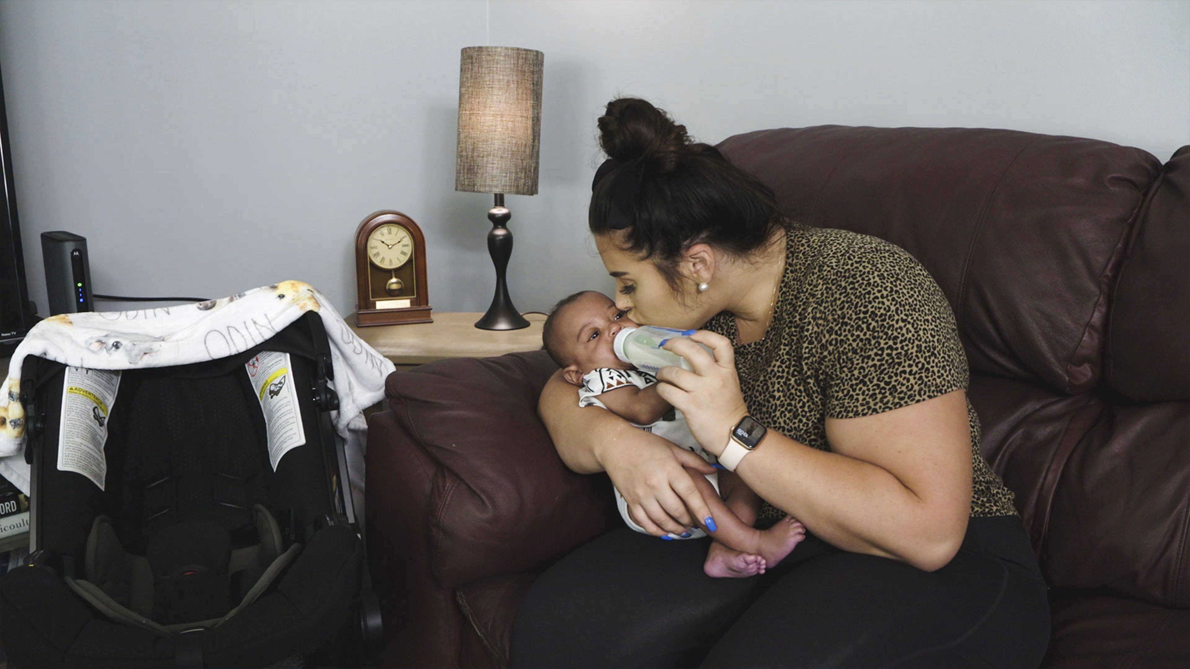 الطفل يجعل...؟