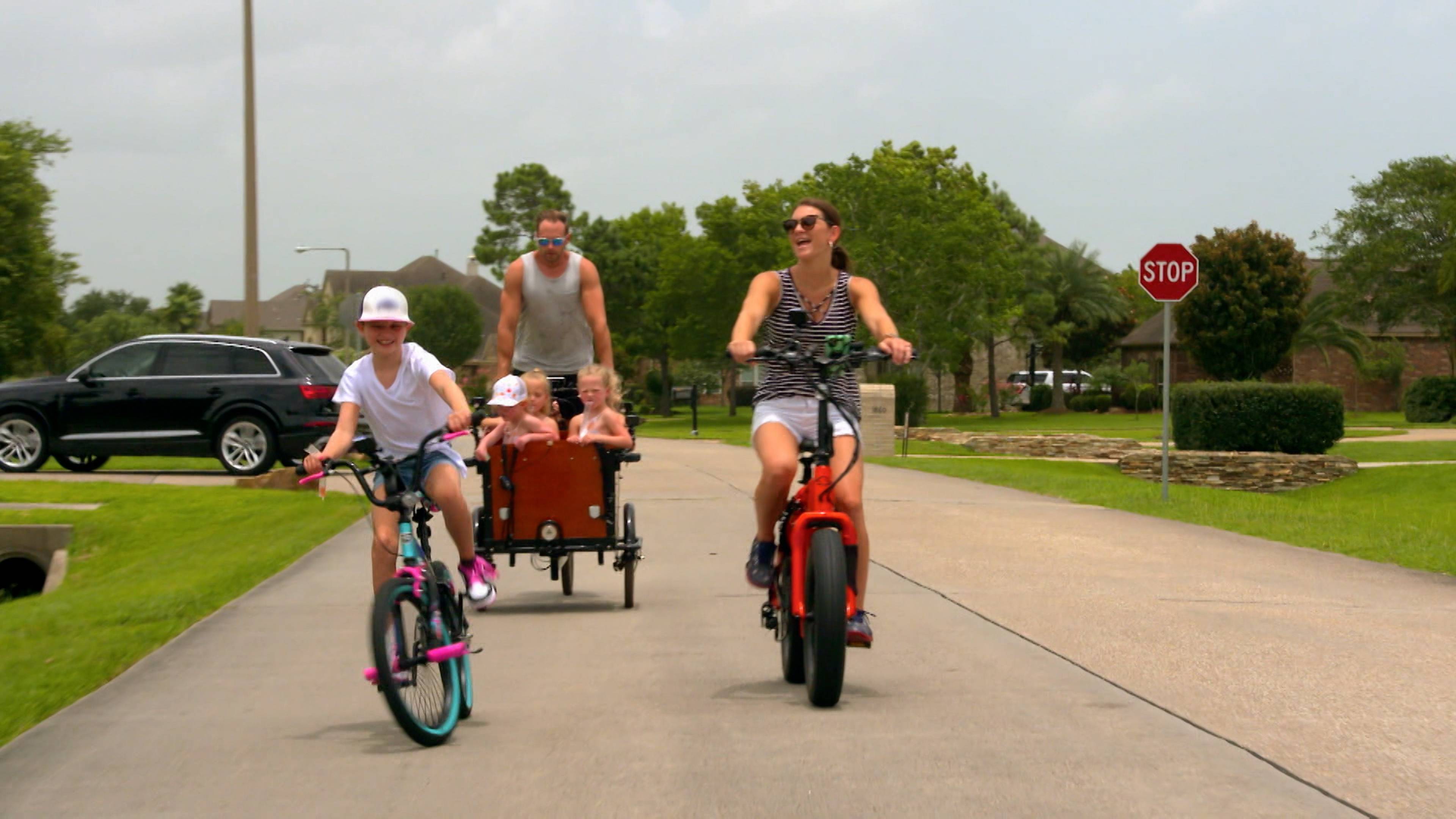 ليلة الخماسي في الخارج