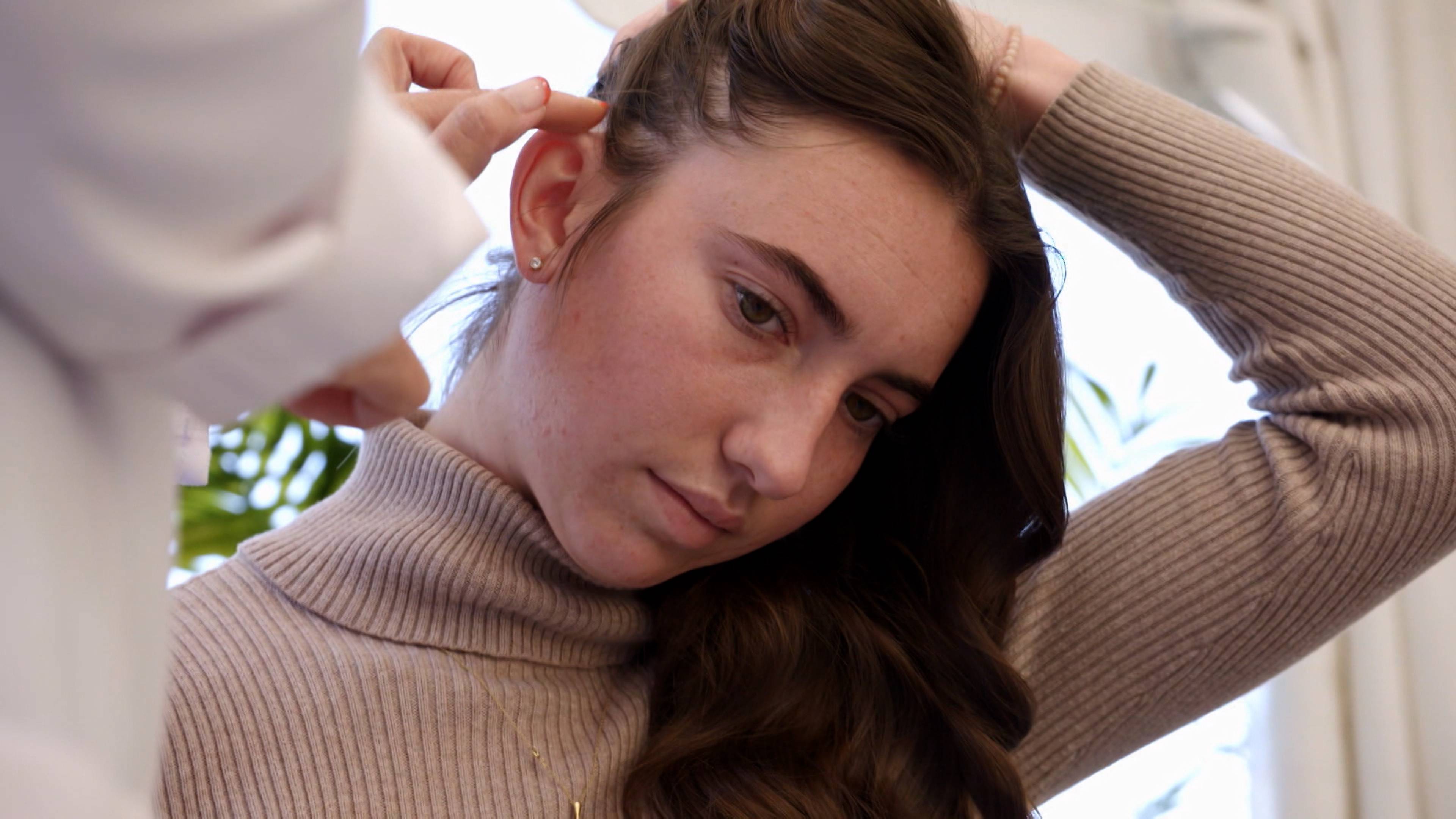 الأذن في ورطة!