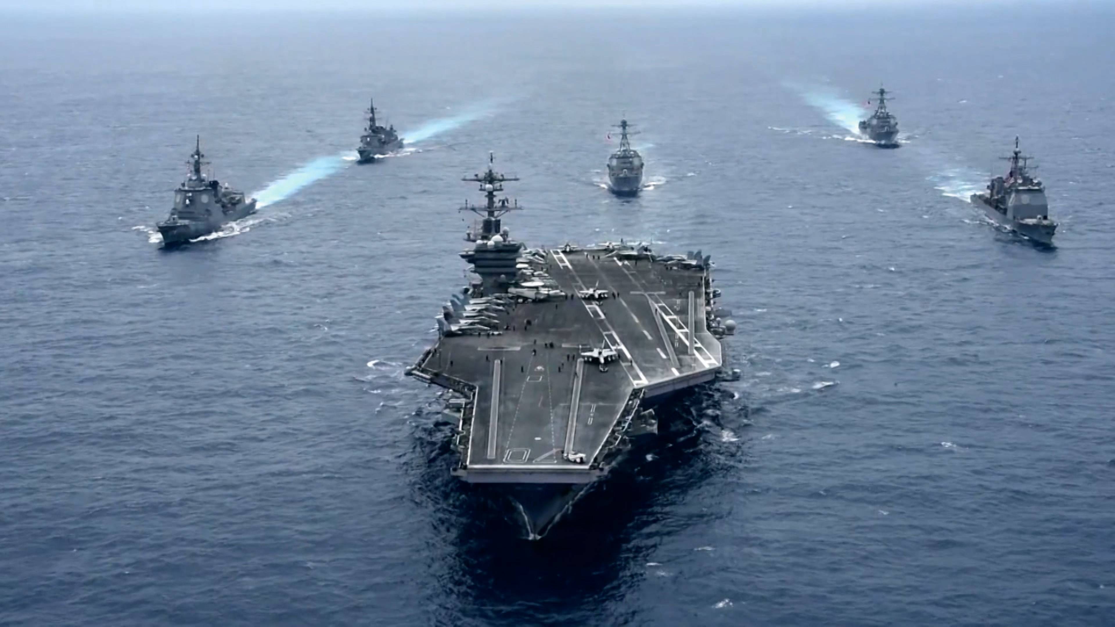 البحرية الأمريكية ضد الأجسام الطائرة المجهولة