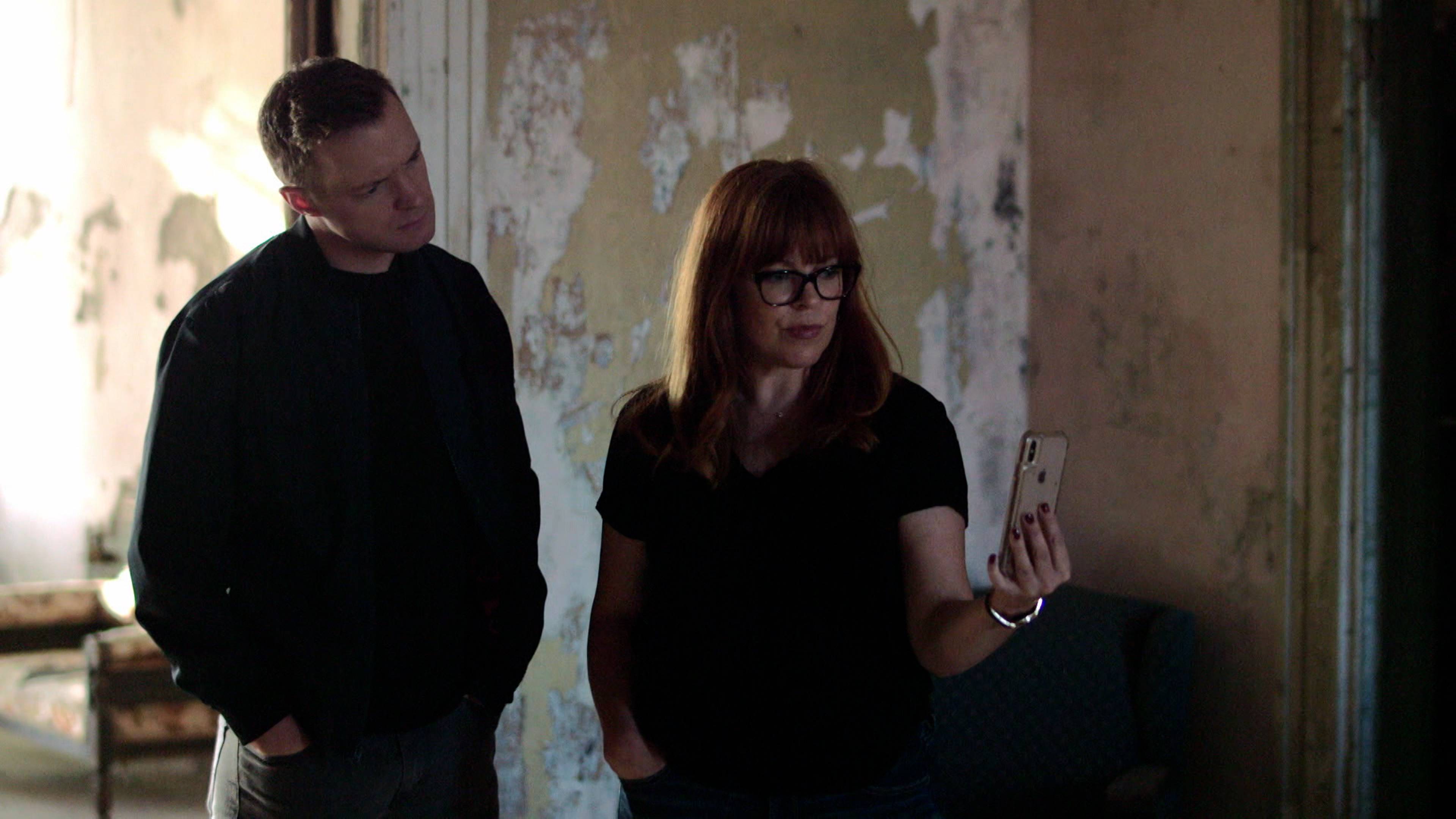 دُفن وحيداً