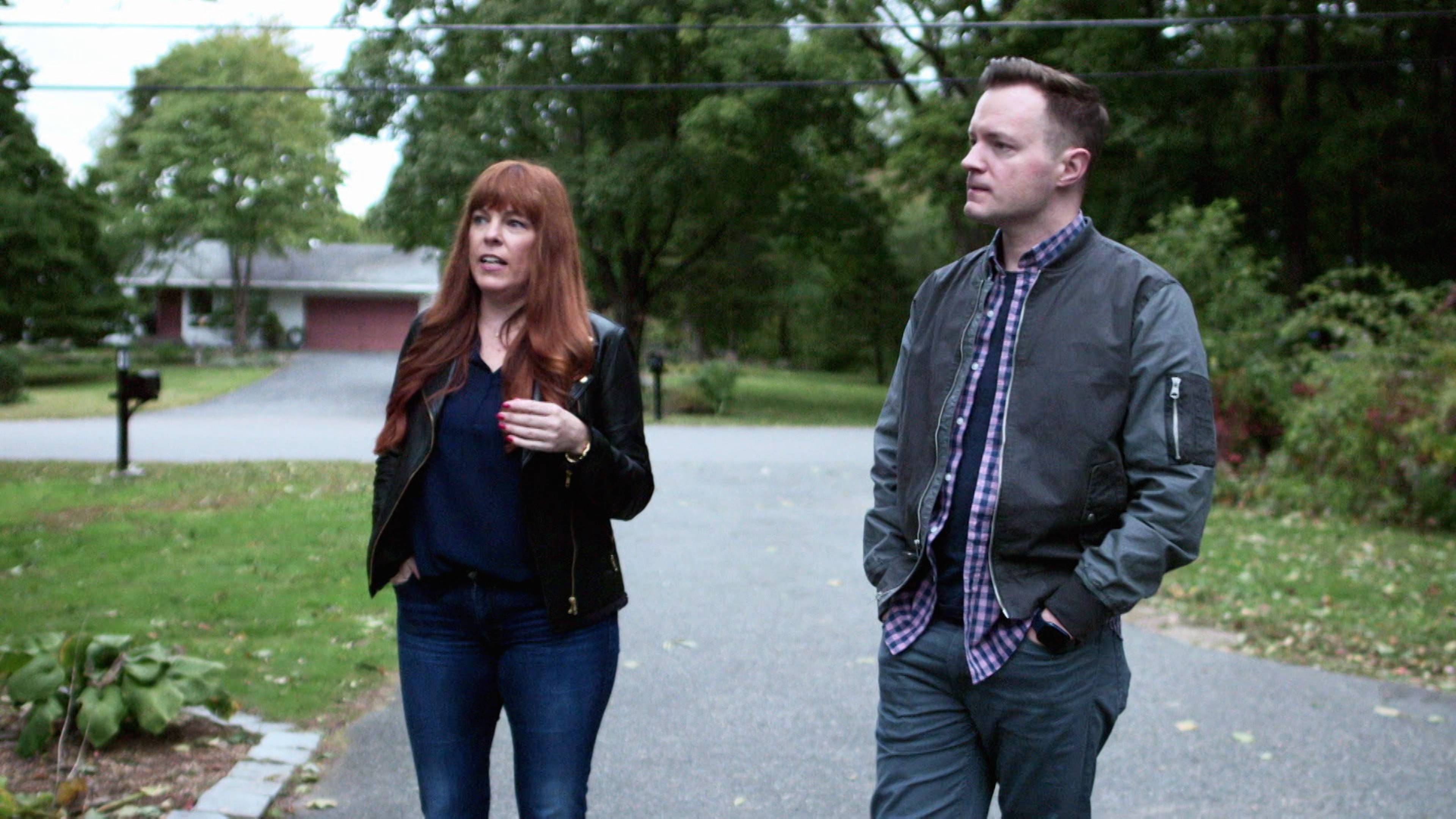 العيش مع الموتى