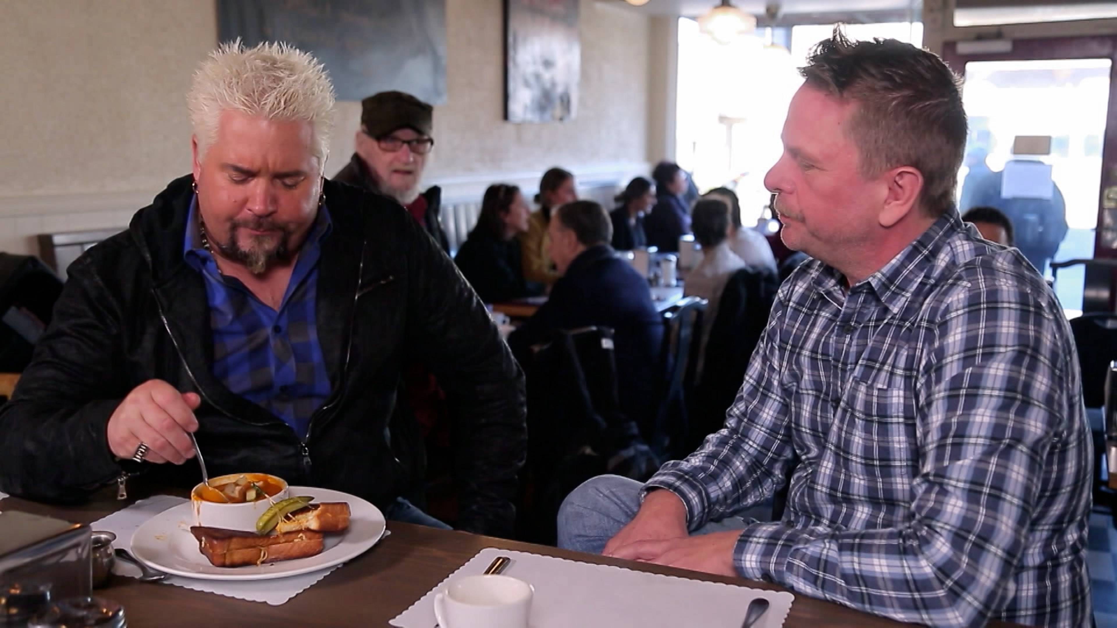 وجهة الثلاثة دي: الفطائر