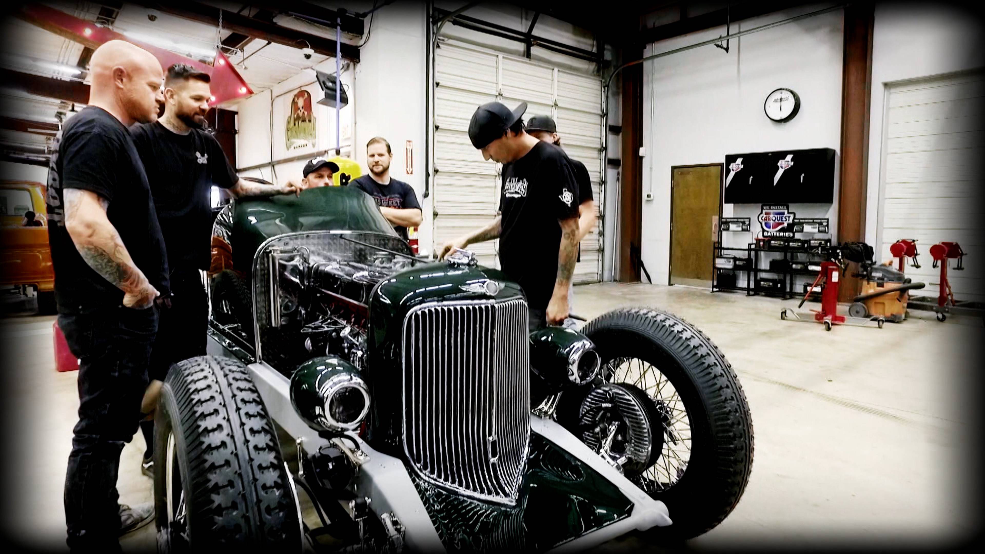 سباق مع الزمن