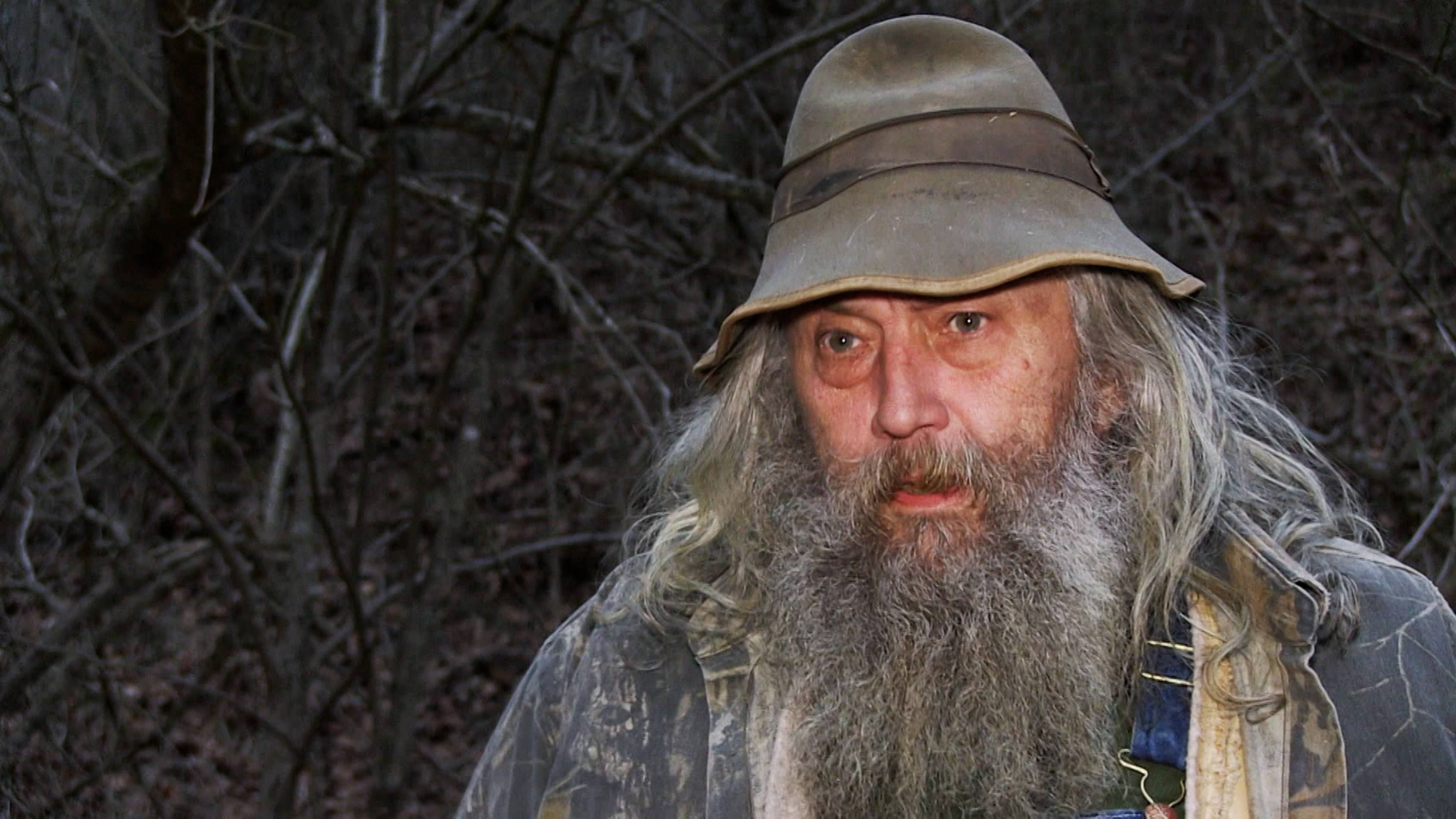 K-9 Tracks by the Grave