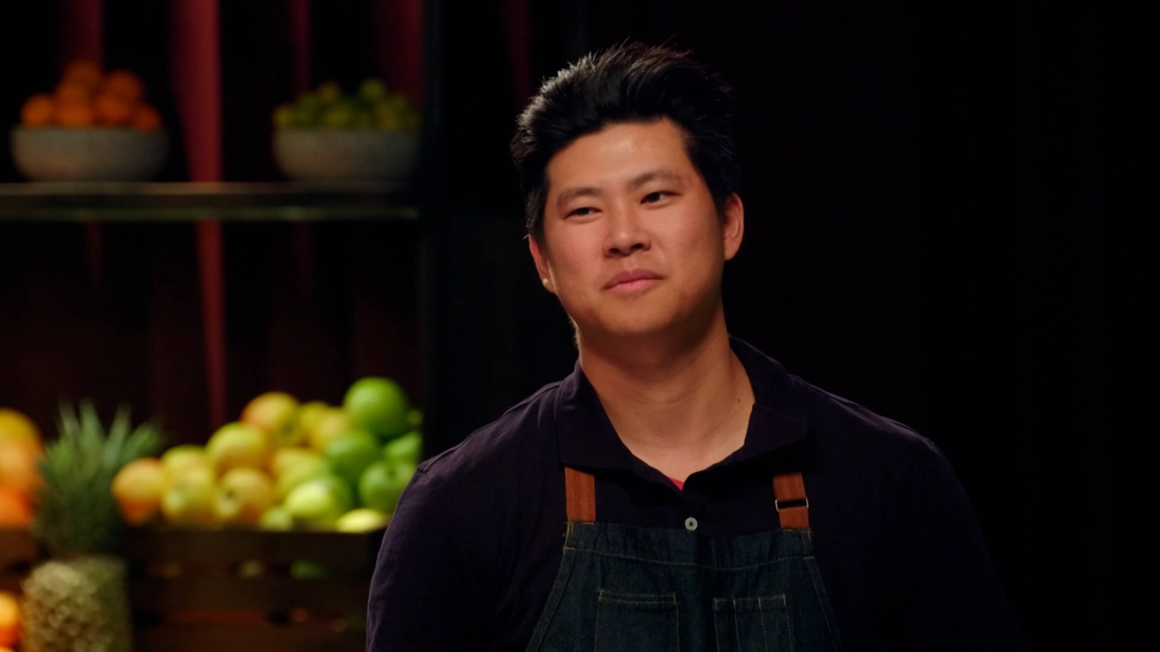 العمالقة ضد جوناثان ساوير