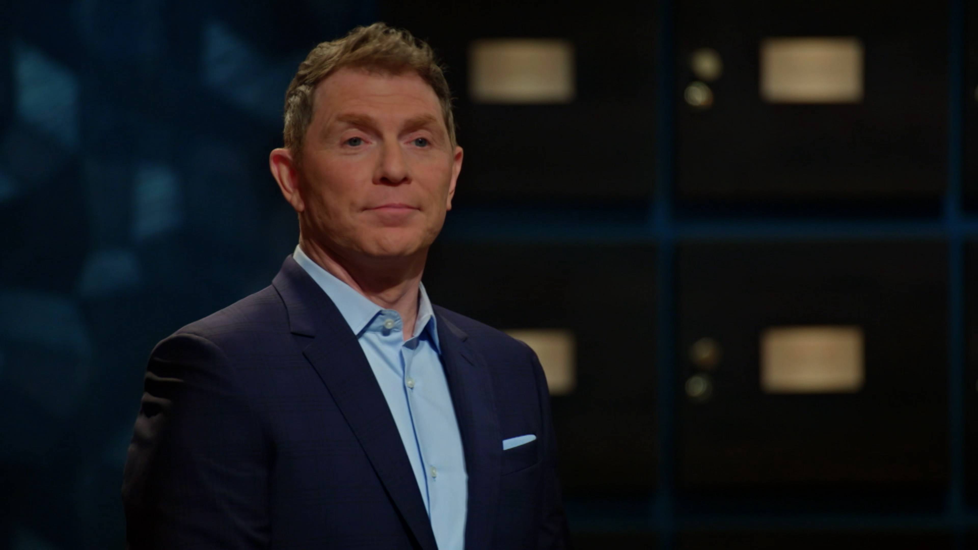 العمالقة ضد مايكل سايمون