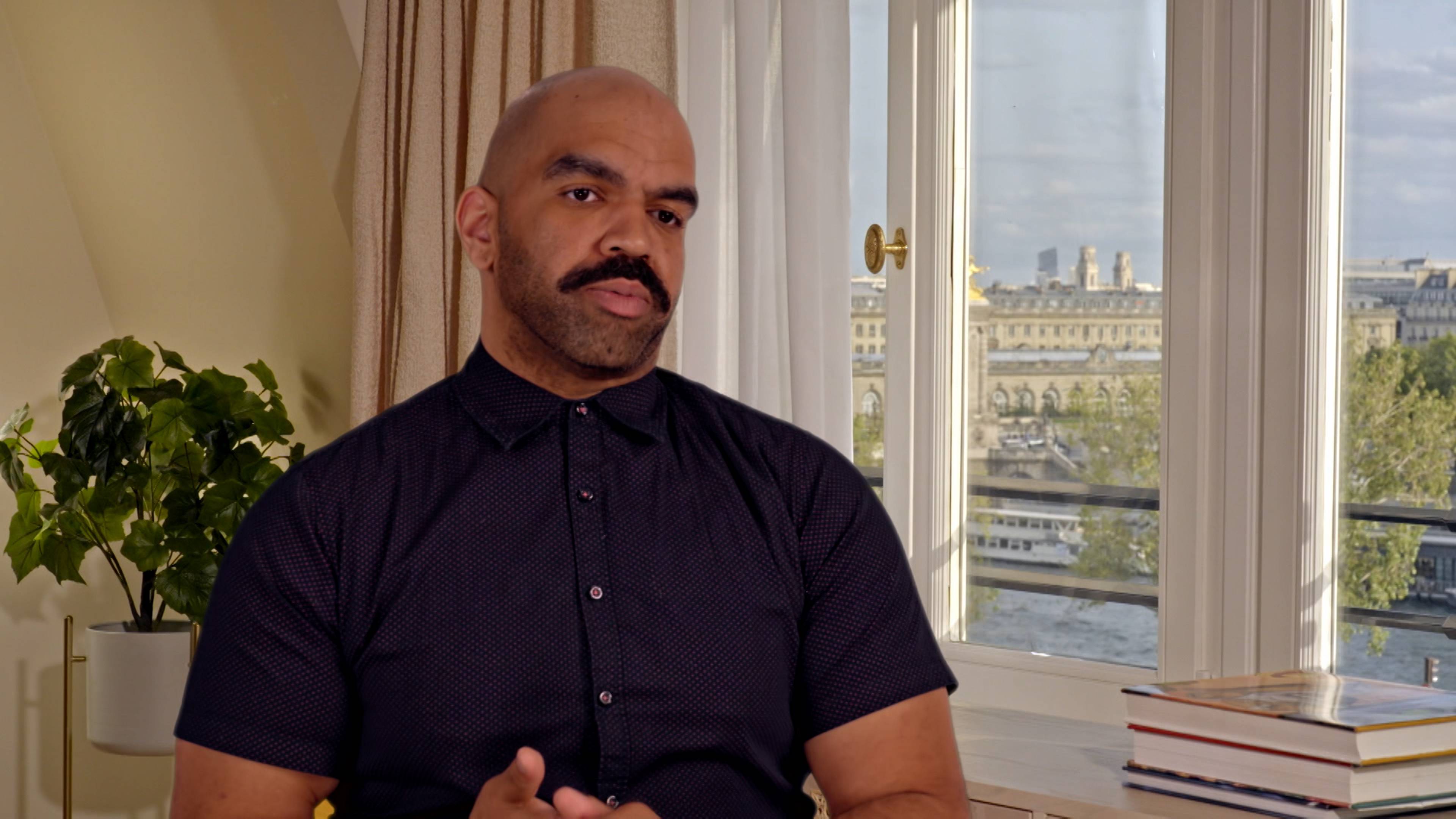 ليأكلوا الكعك