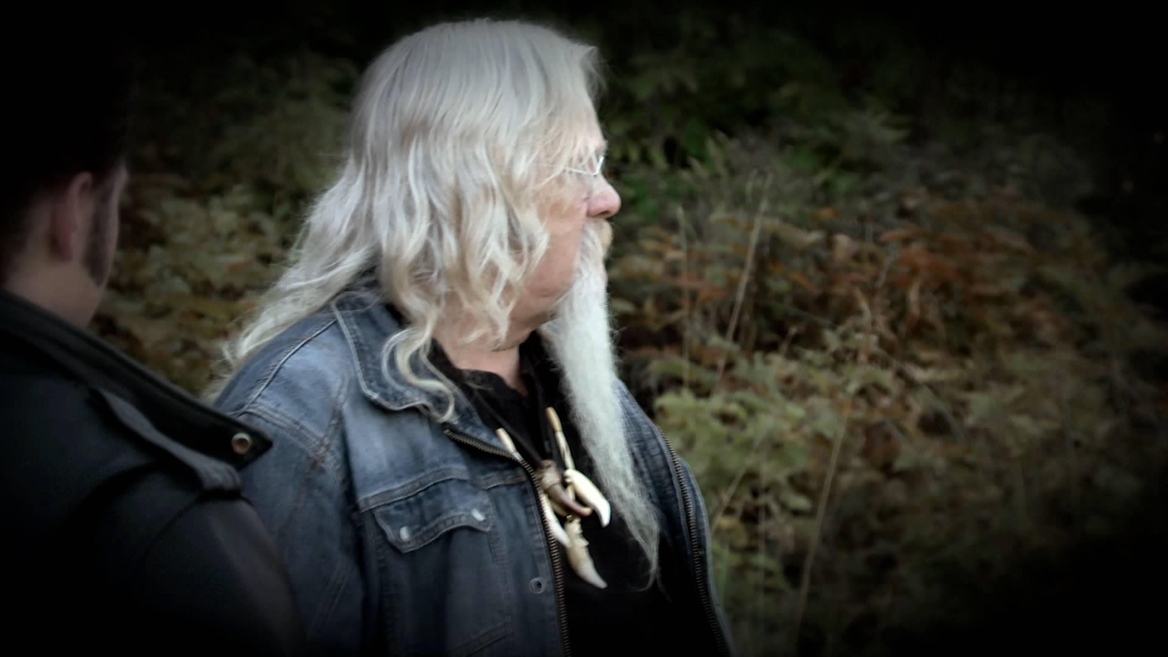 كل شيء ينهار