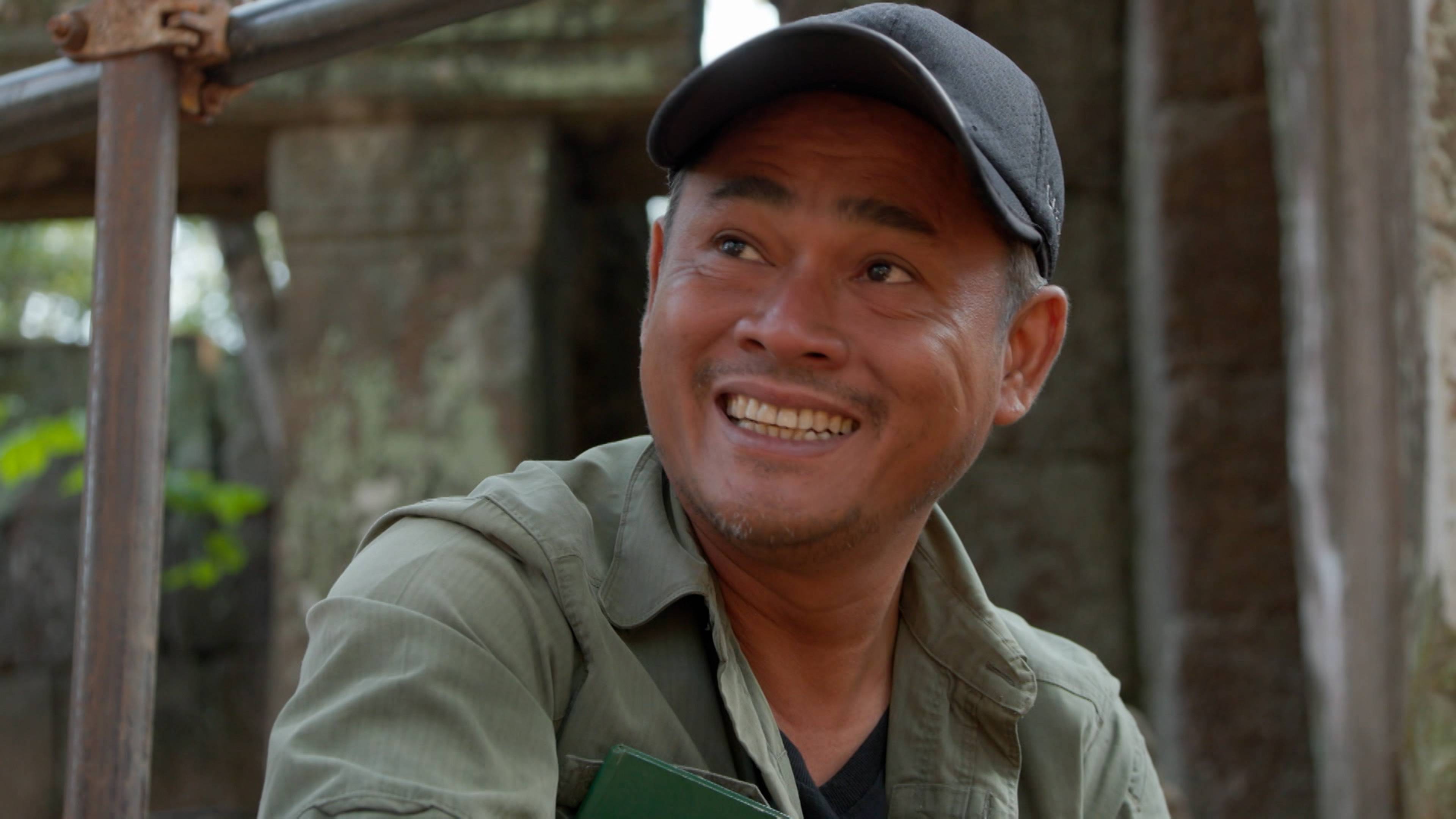 Cambodia's Stolen Monuments