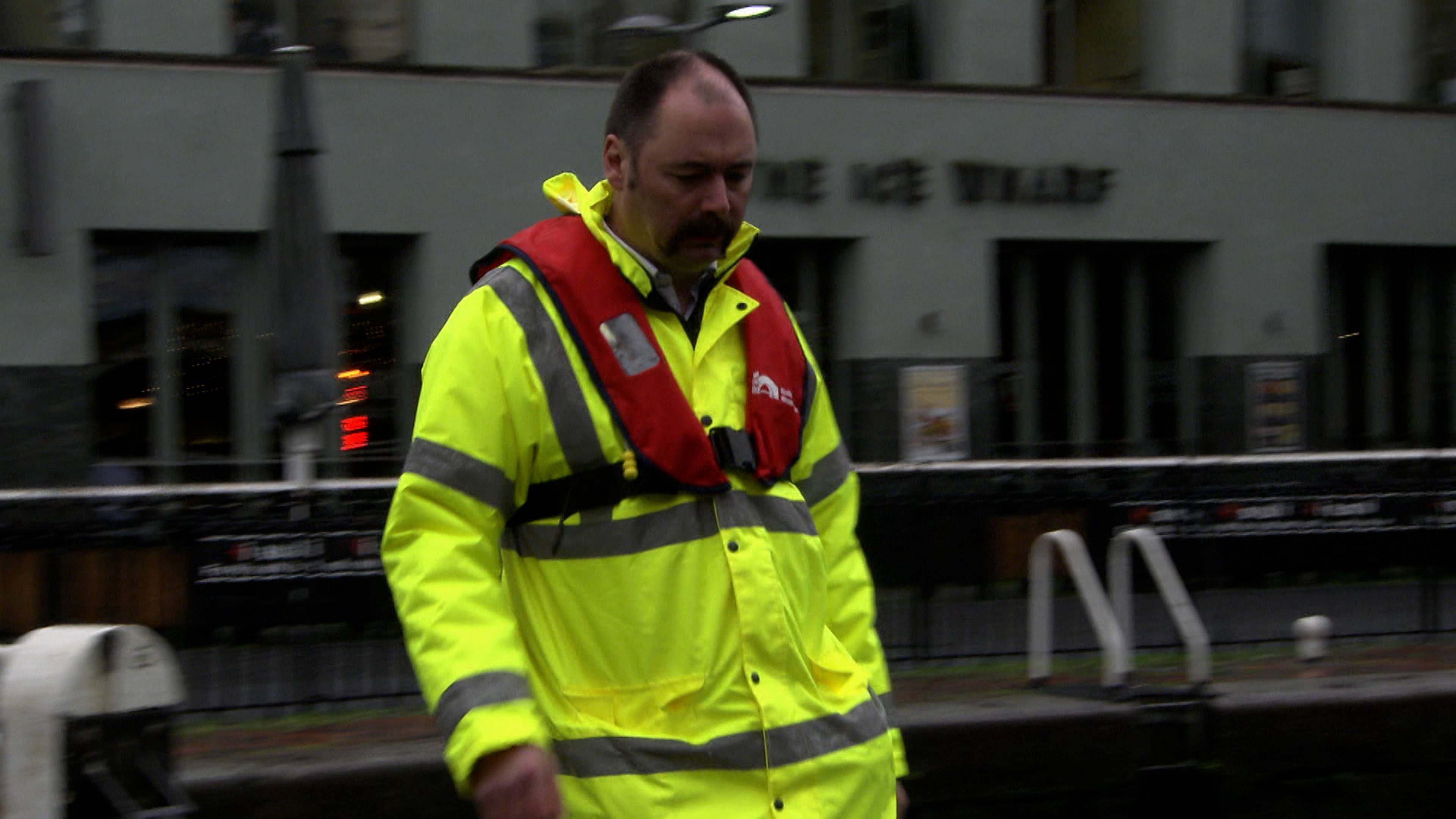 نيكل، أقفال، شاي الفقاعات