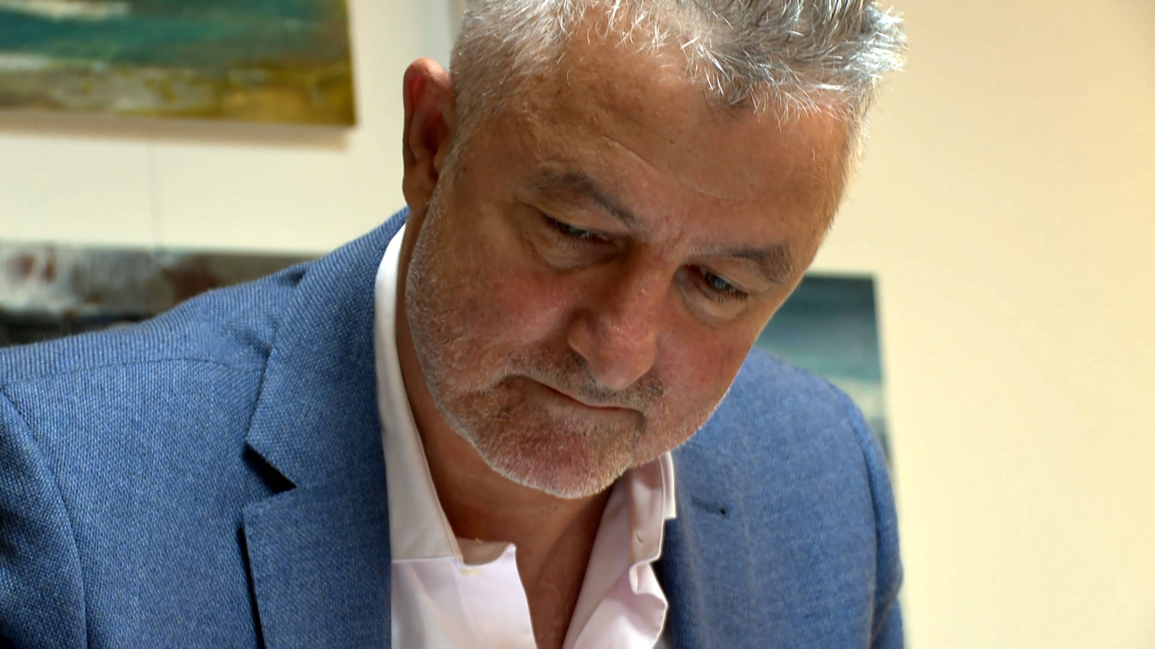 اليخوت الفاخرة وبدلات الفضاء