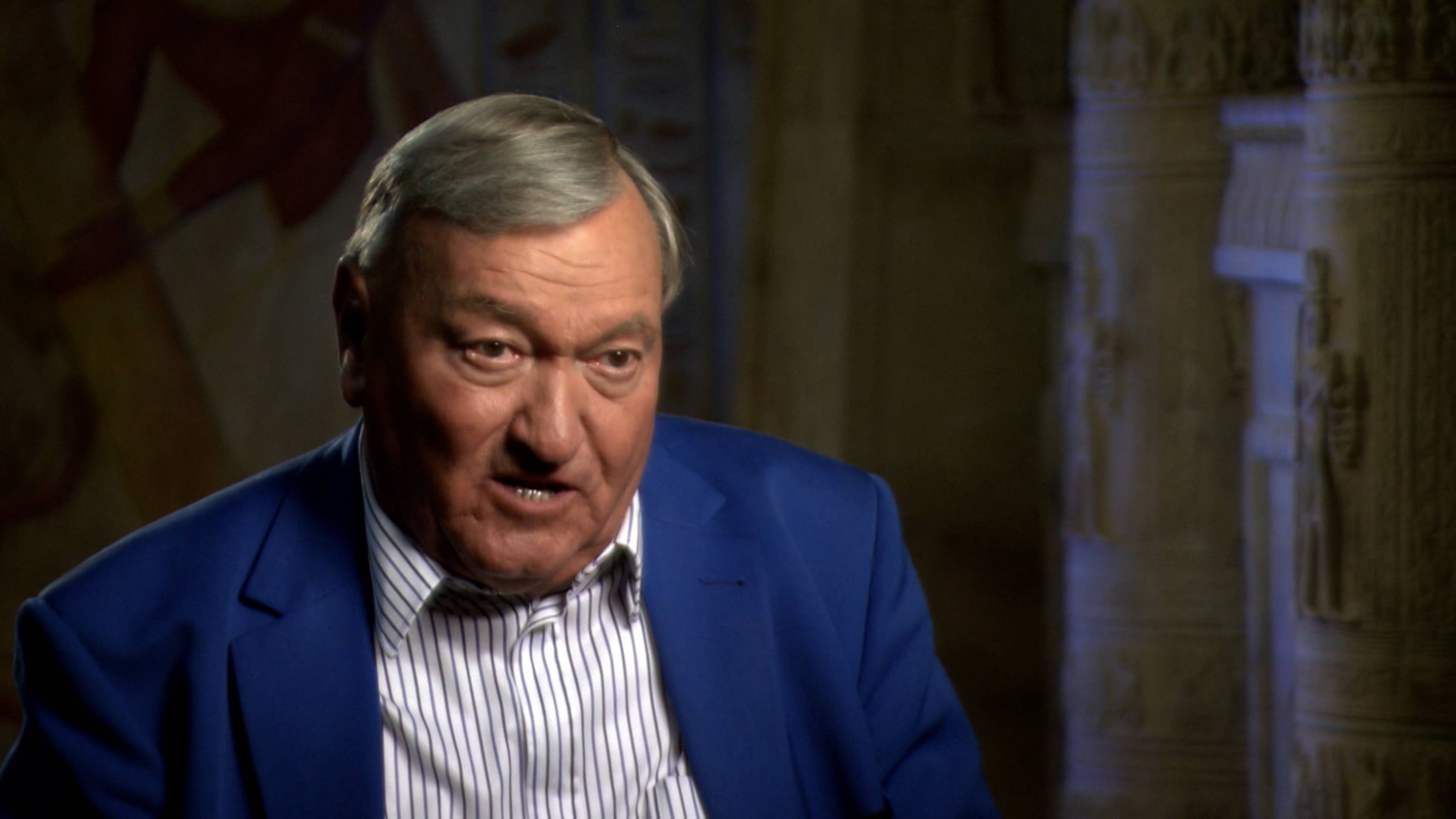 منارات الفضائيين