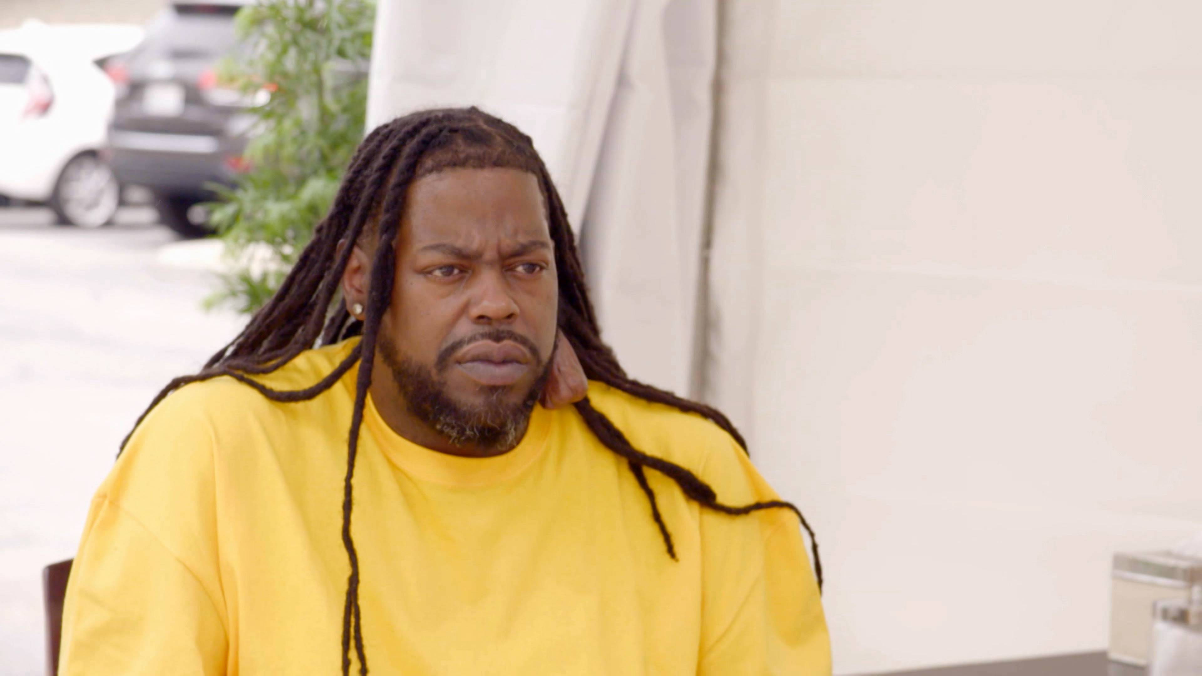 ملخص: الإبحار بعيداً