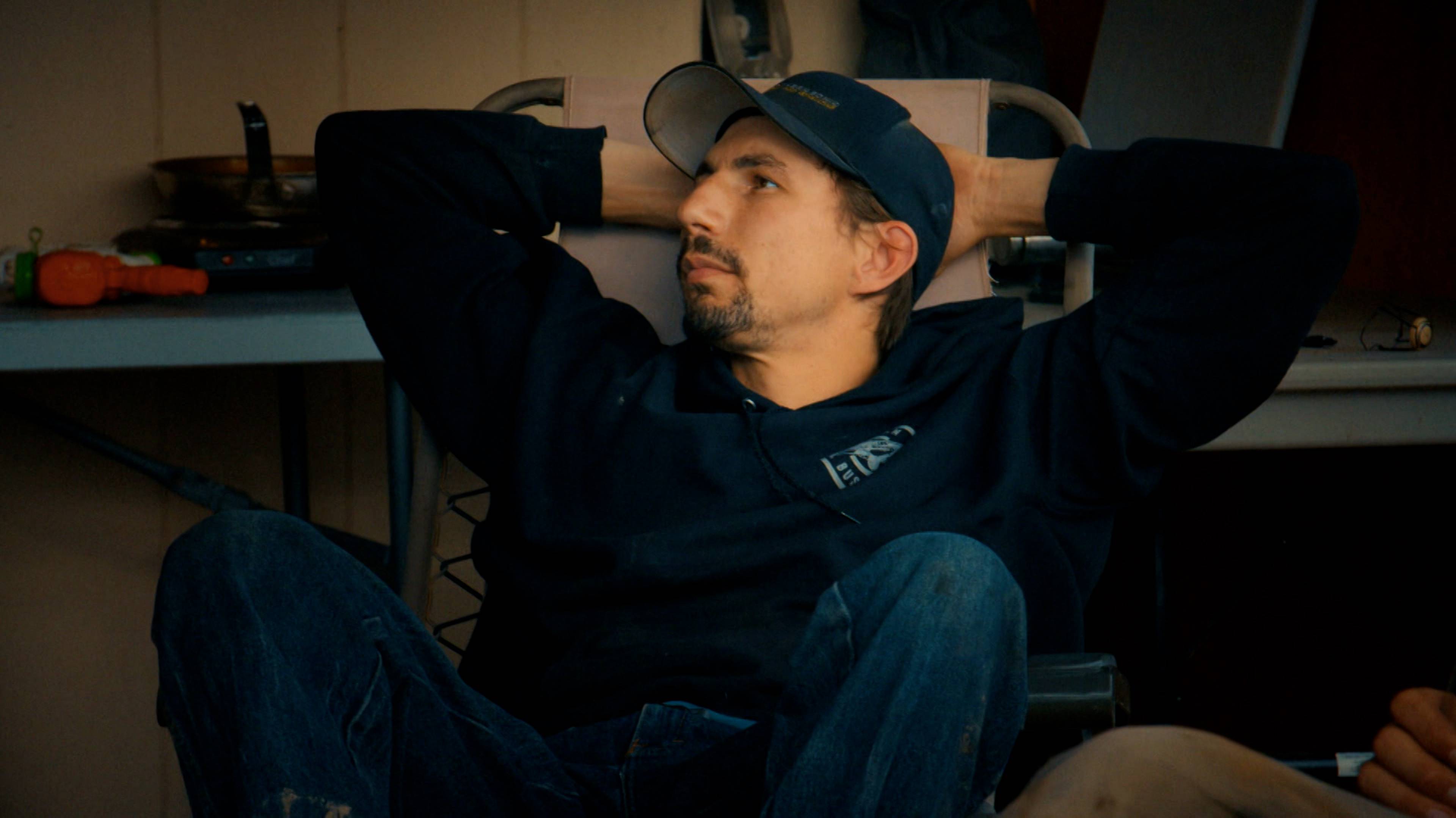 باركر يكشف كل شيء