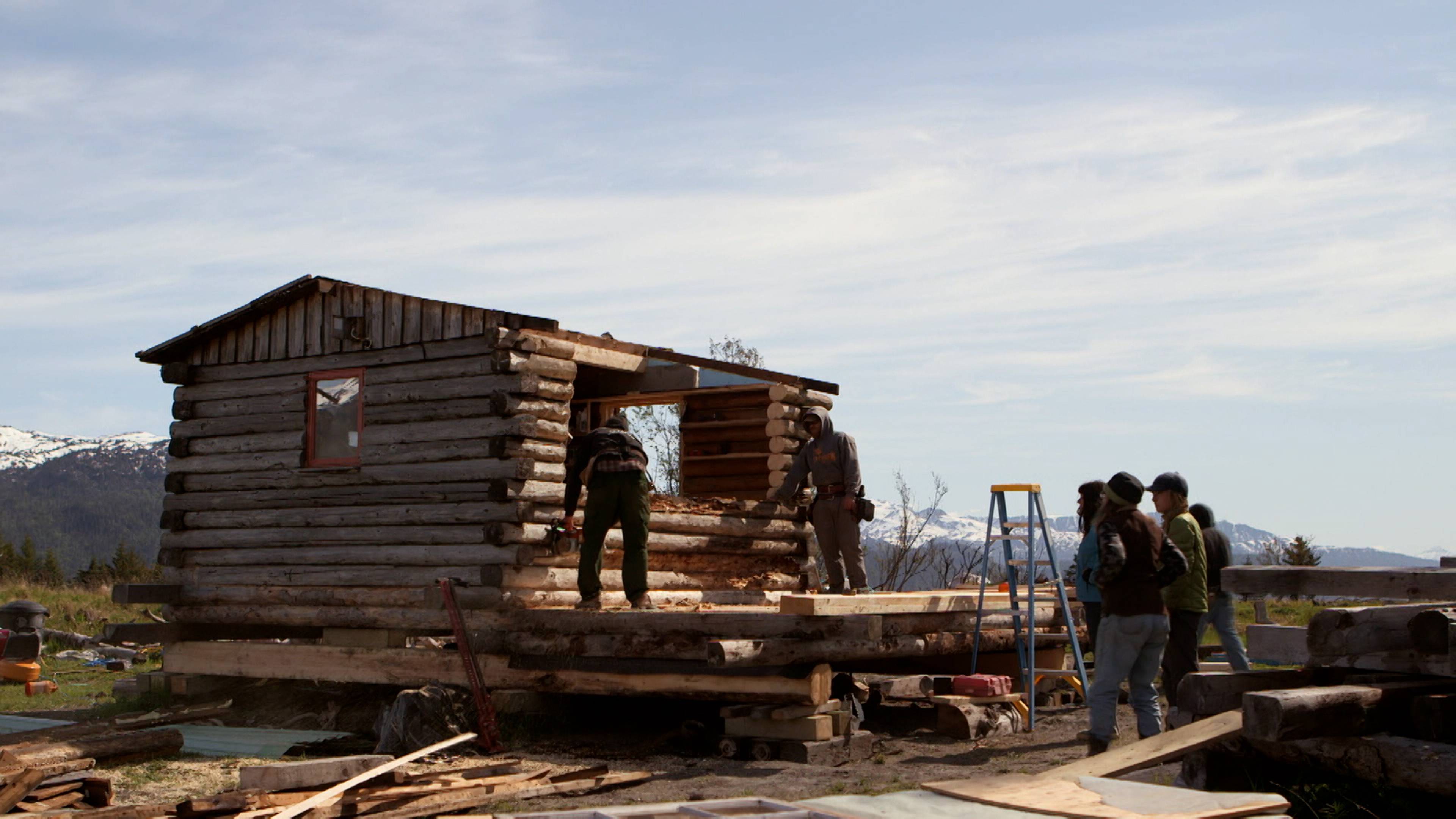 النهر الهائج