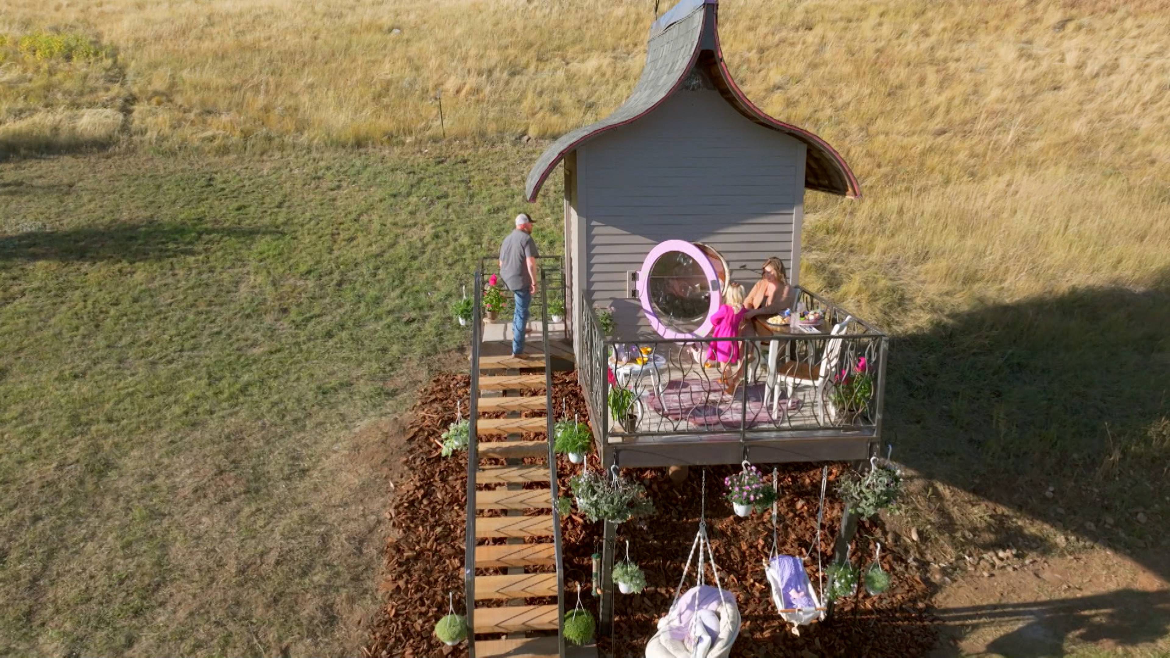 The Birdhouse Playhouse