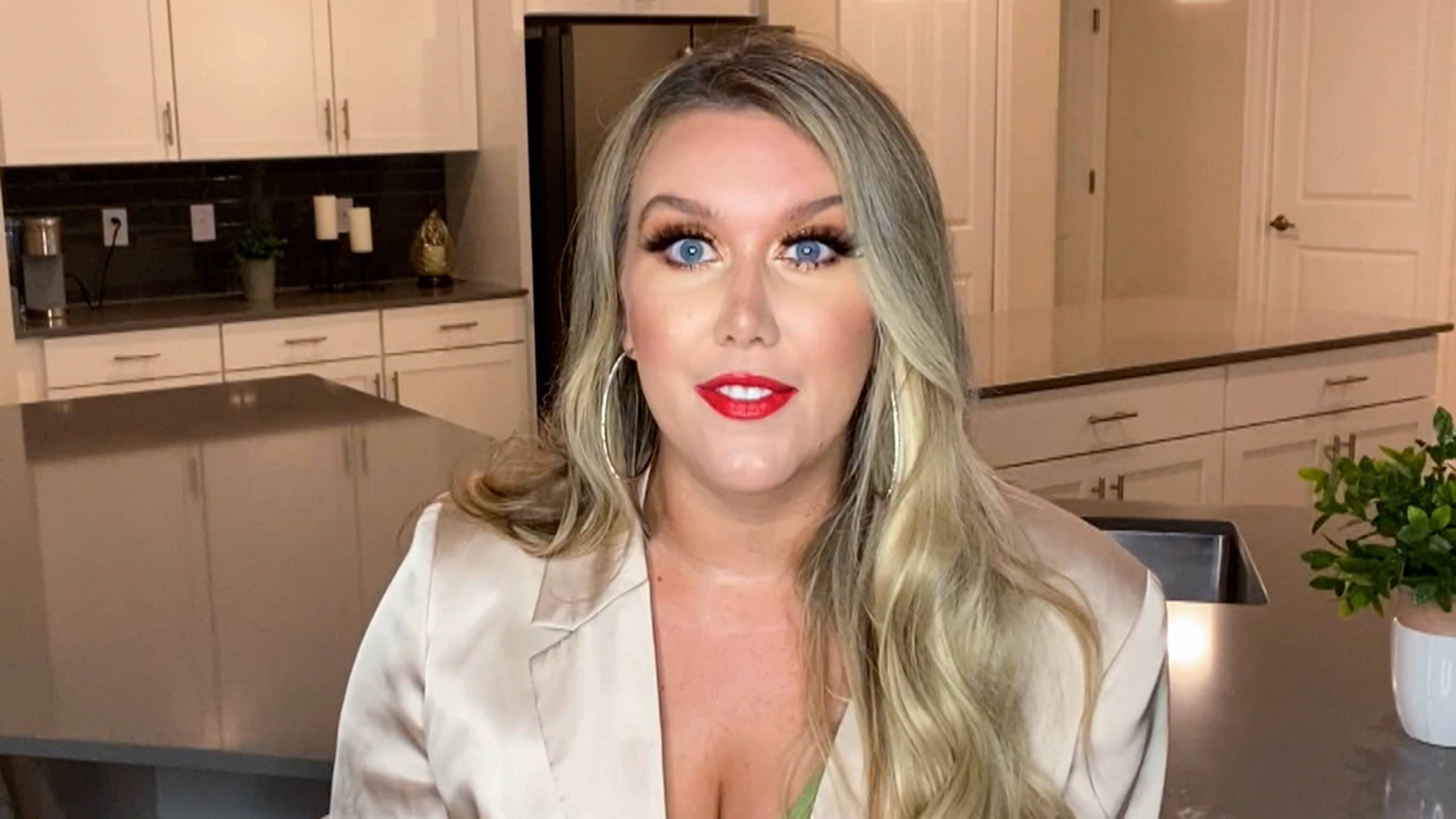 إلى مذكراتي العزيزة، أشعر بعدم الأمان