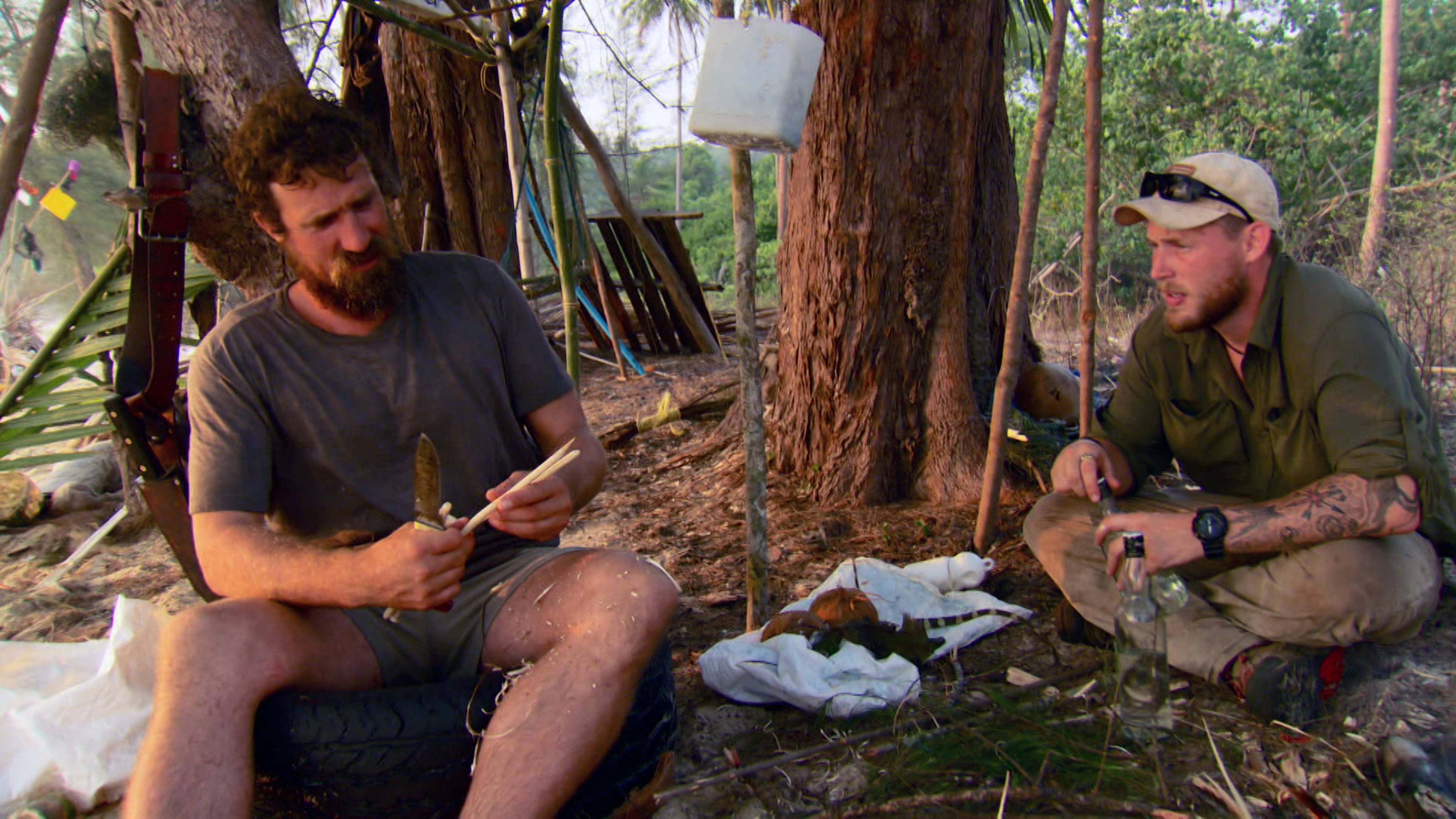 الجزيرة المحترقة