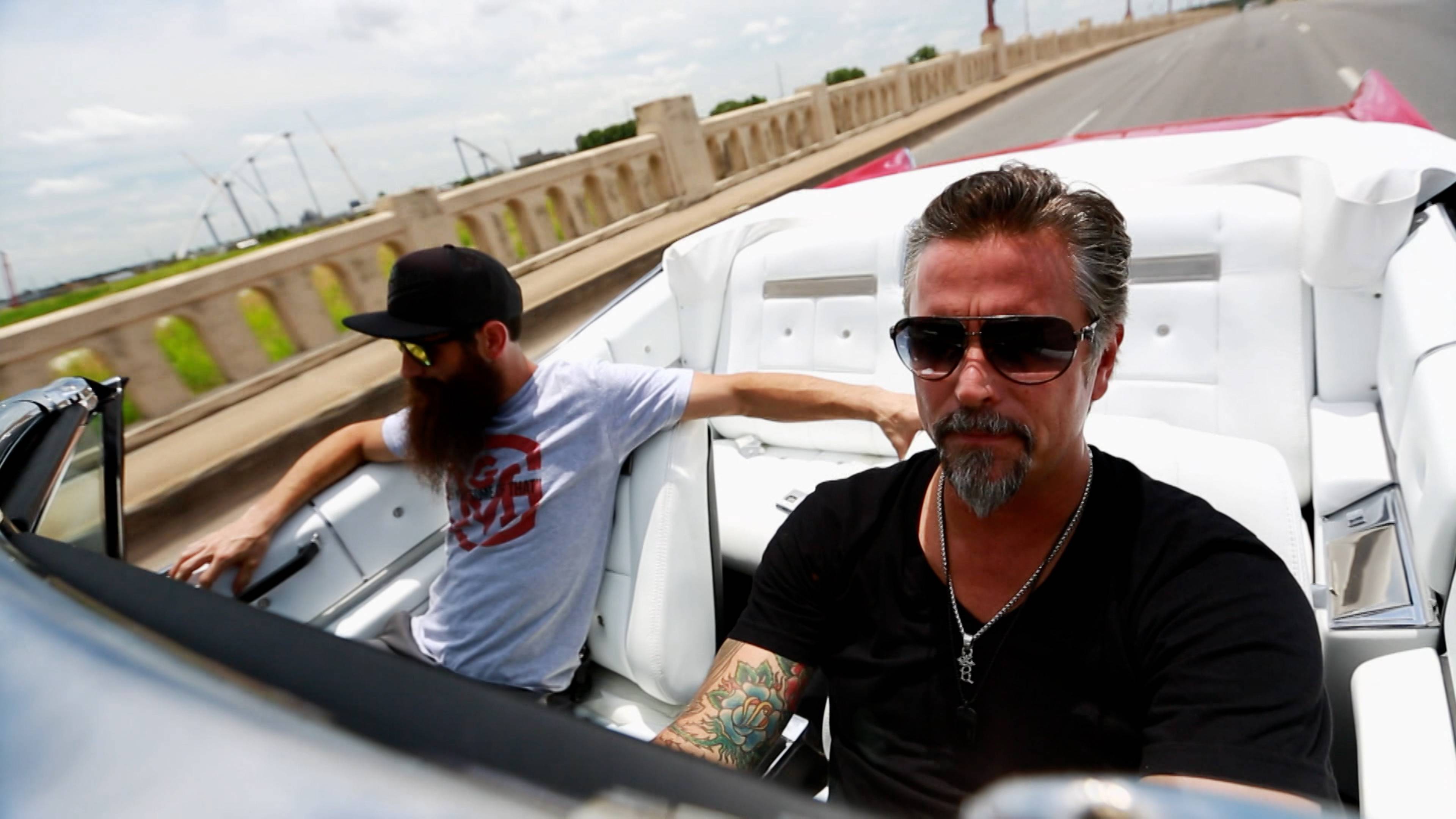 كادي حمراء كبيرة، الجزء 2