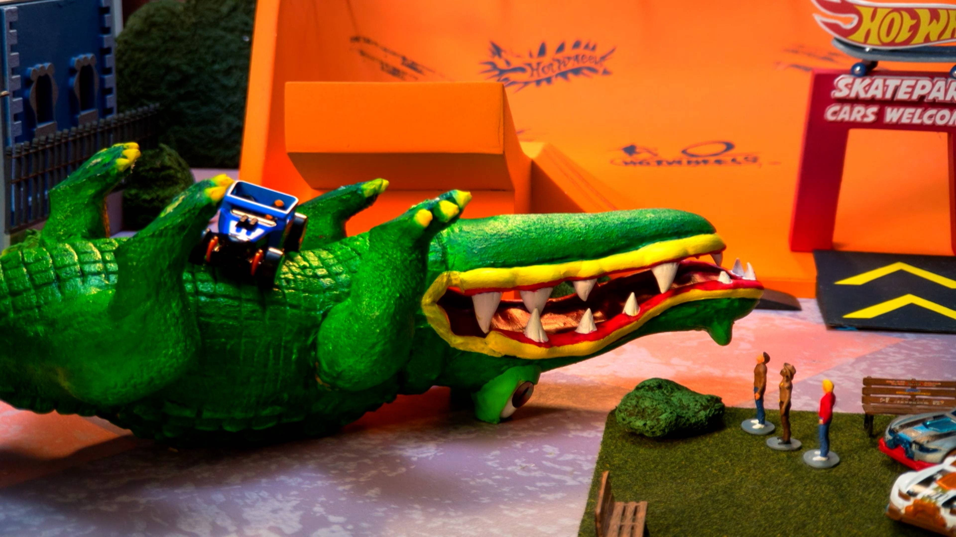 كايوس آت ذا كار ووش