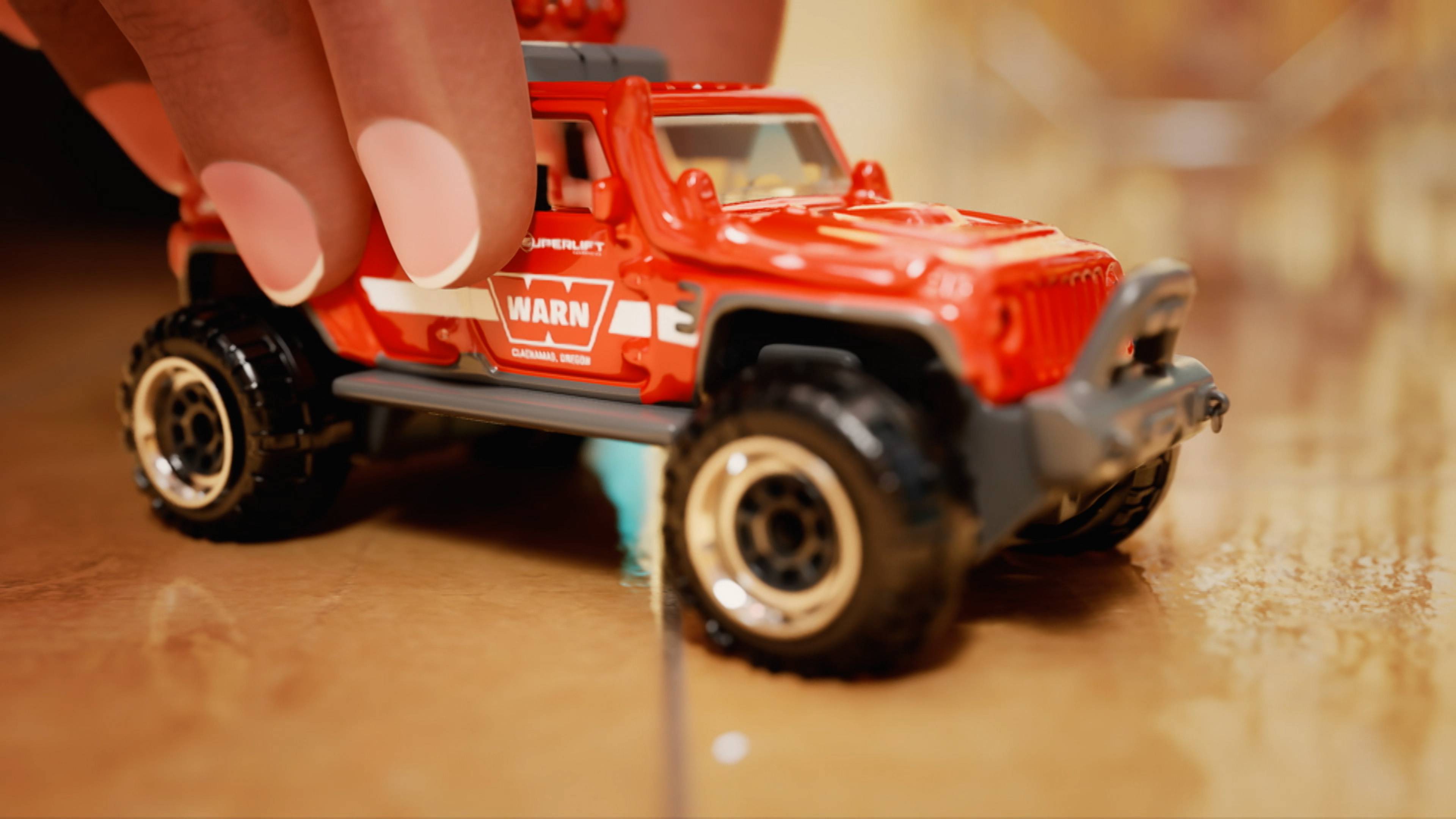 Mason James DeliversThe World’s Largest Pizza