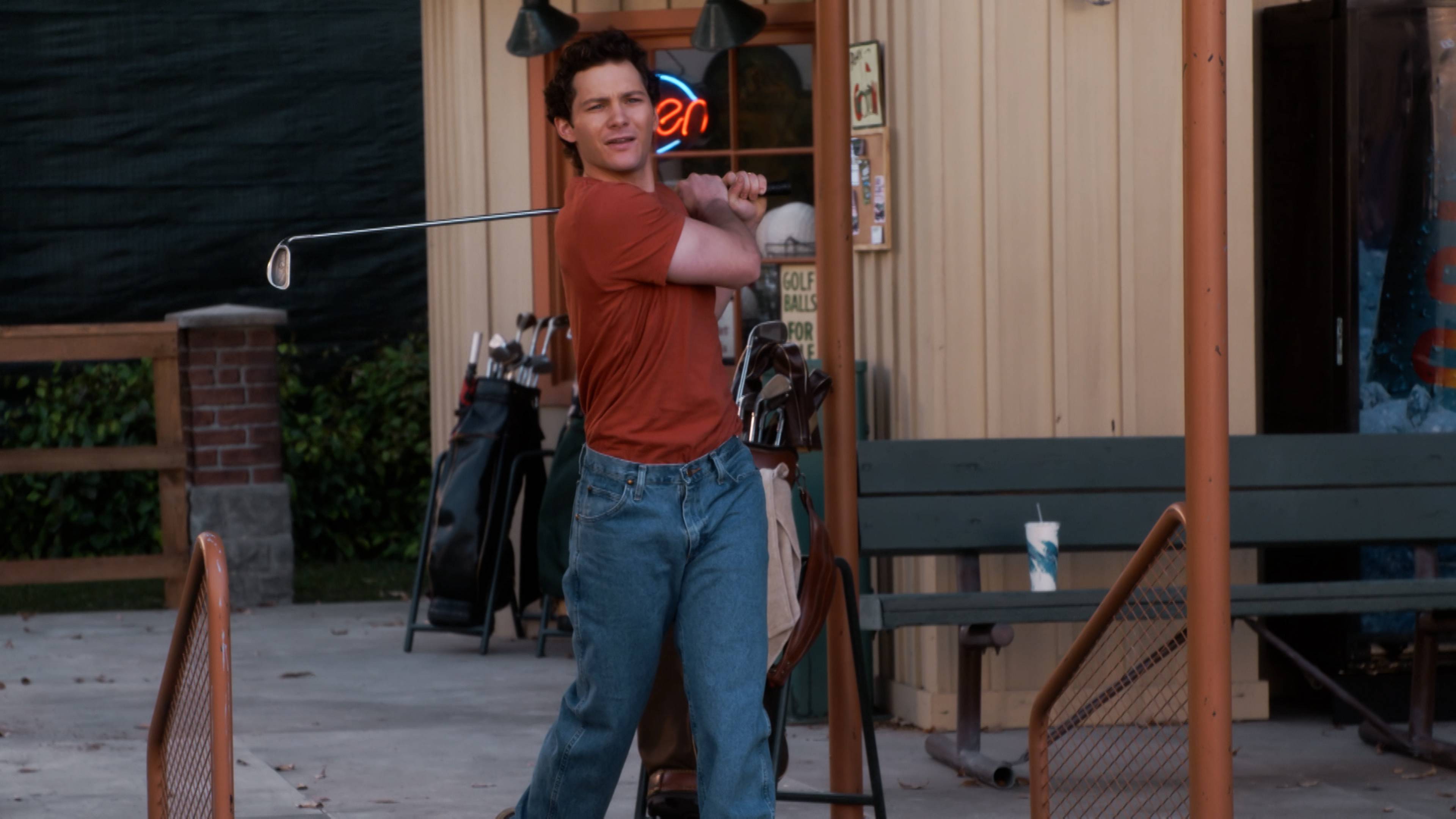 النادي الريفي، والمدير الجديد والبسيط