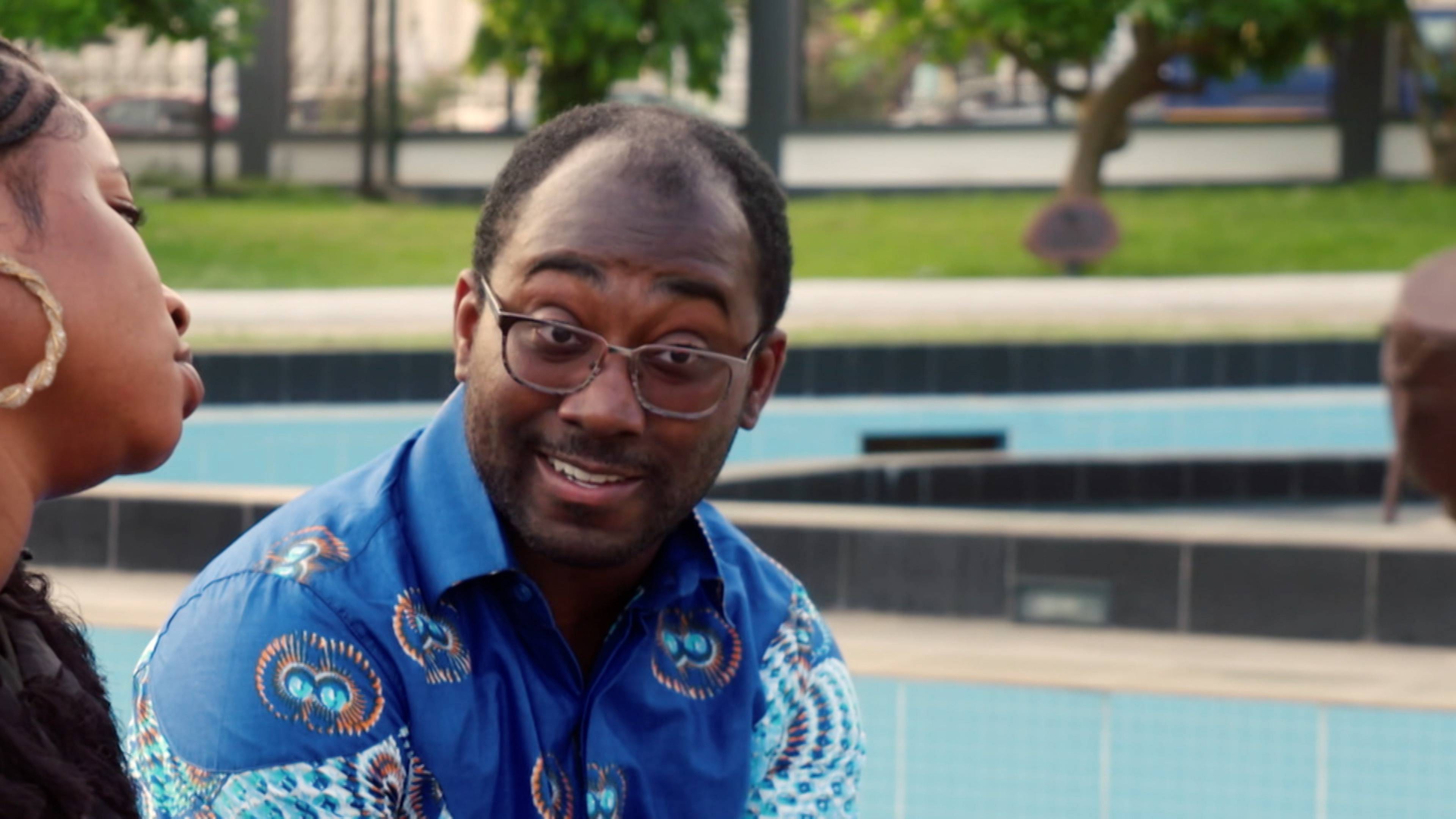 لمن تقرع الأجراس