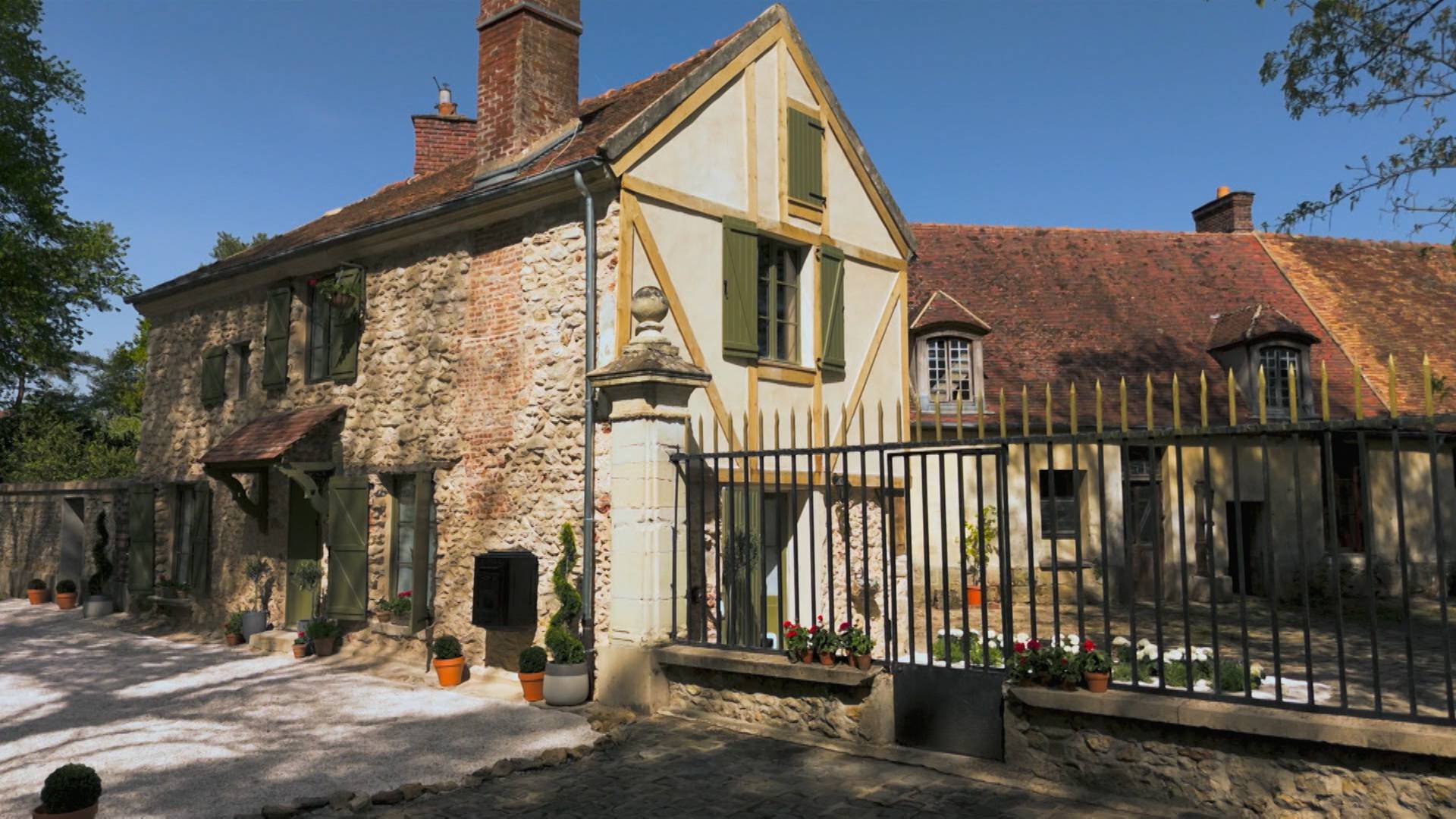 Granny's Gutted Gatehouse: Pt2