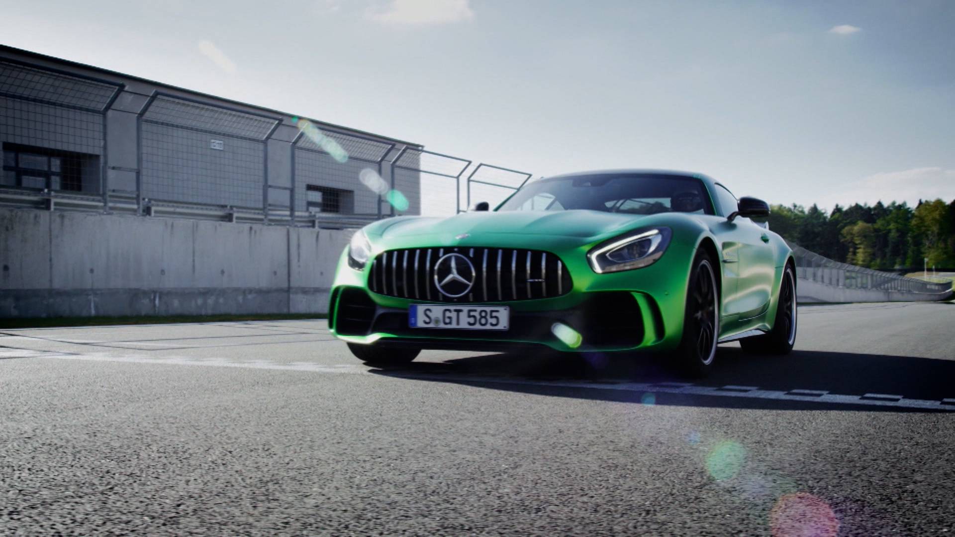 AMG GT R - The Beast of The Green Hell